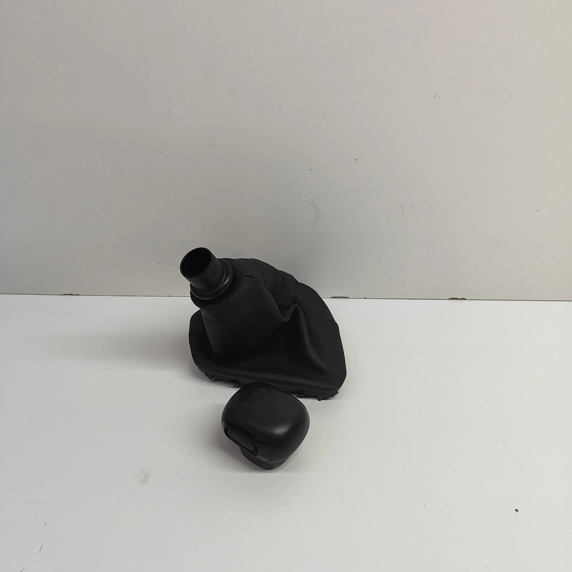 Toyota Proace Gear lever knob Gear lever knob — TOYOTA PROACE (Van MDZ_) (201...
