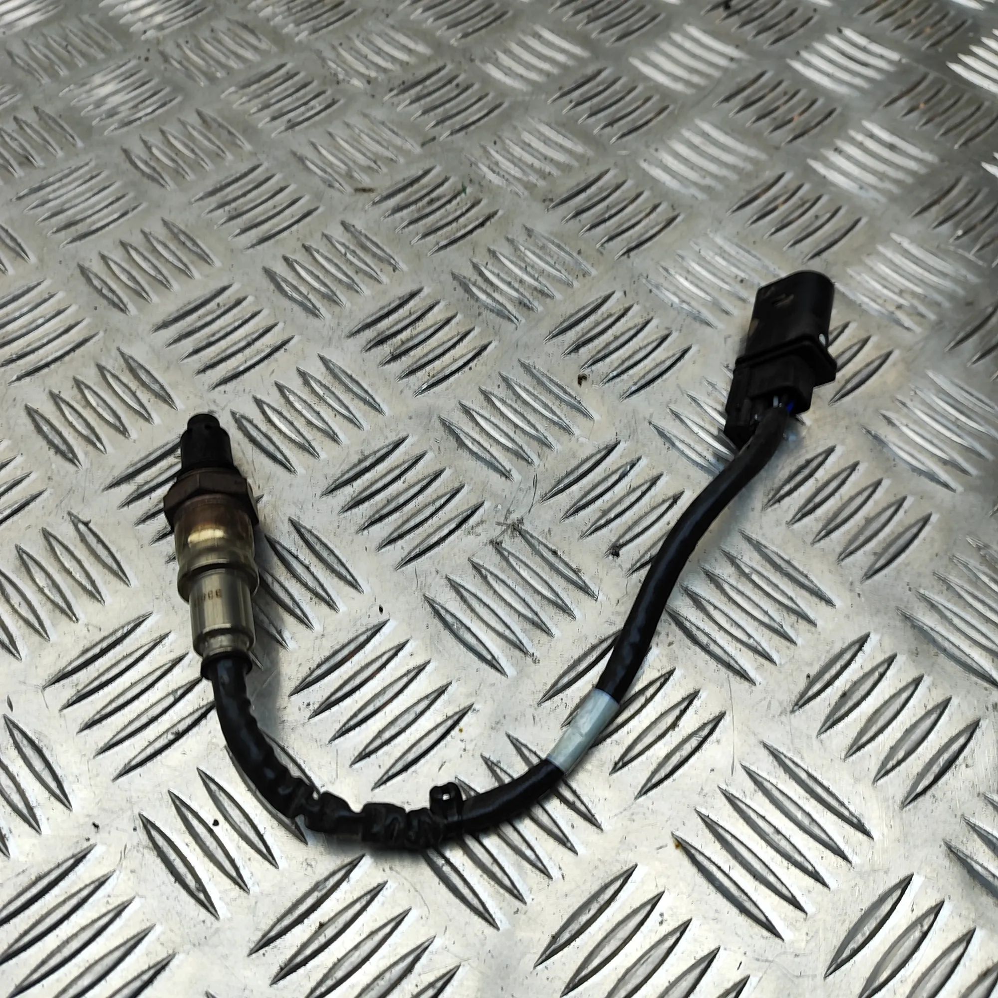 Kia Sorento Lambda Oxygen Sensor Lambda Oxygen Sensor — KIA SORENTO (IV MQ4, MQ4...