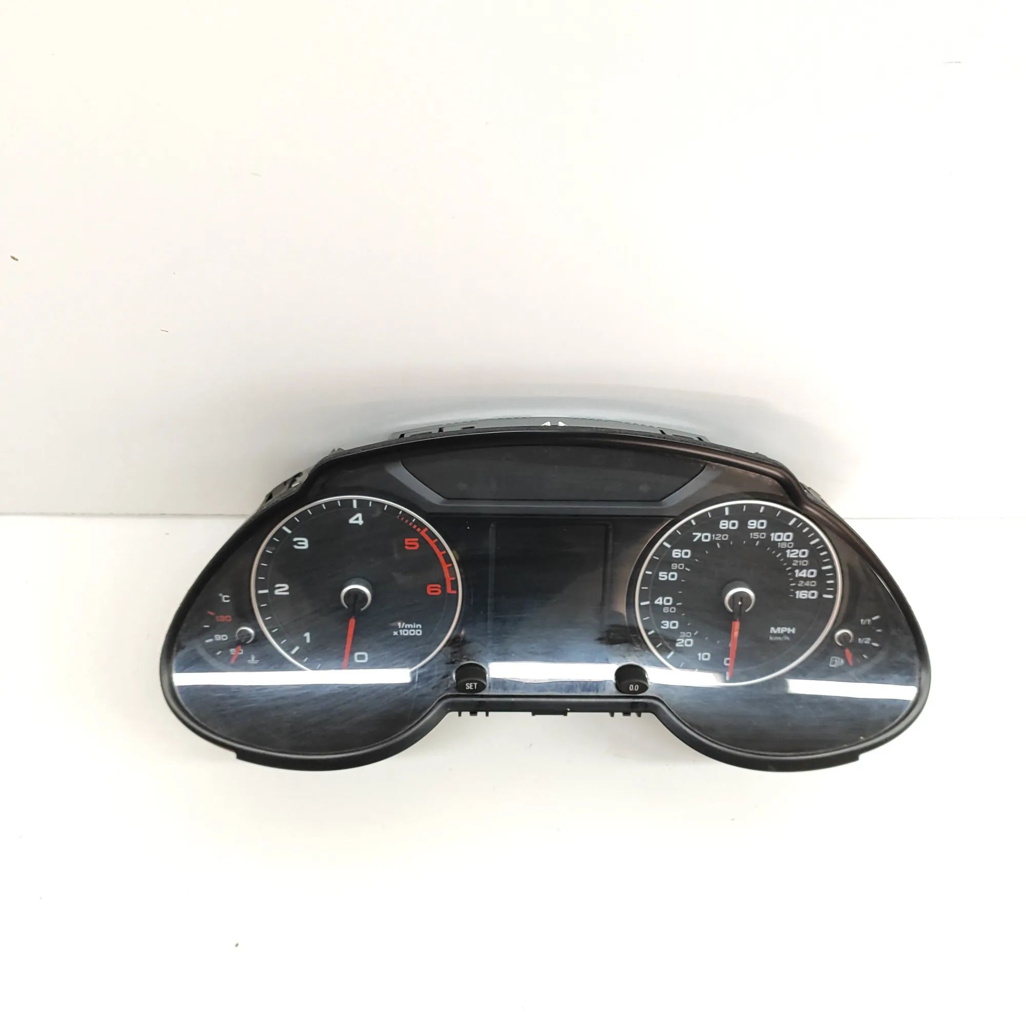 Audi Q5 (8R) Instrument Cluster Speedometer Instrument Cluster Speedometer — AUDI Q5 (8R) (...