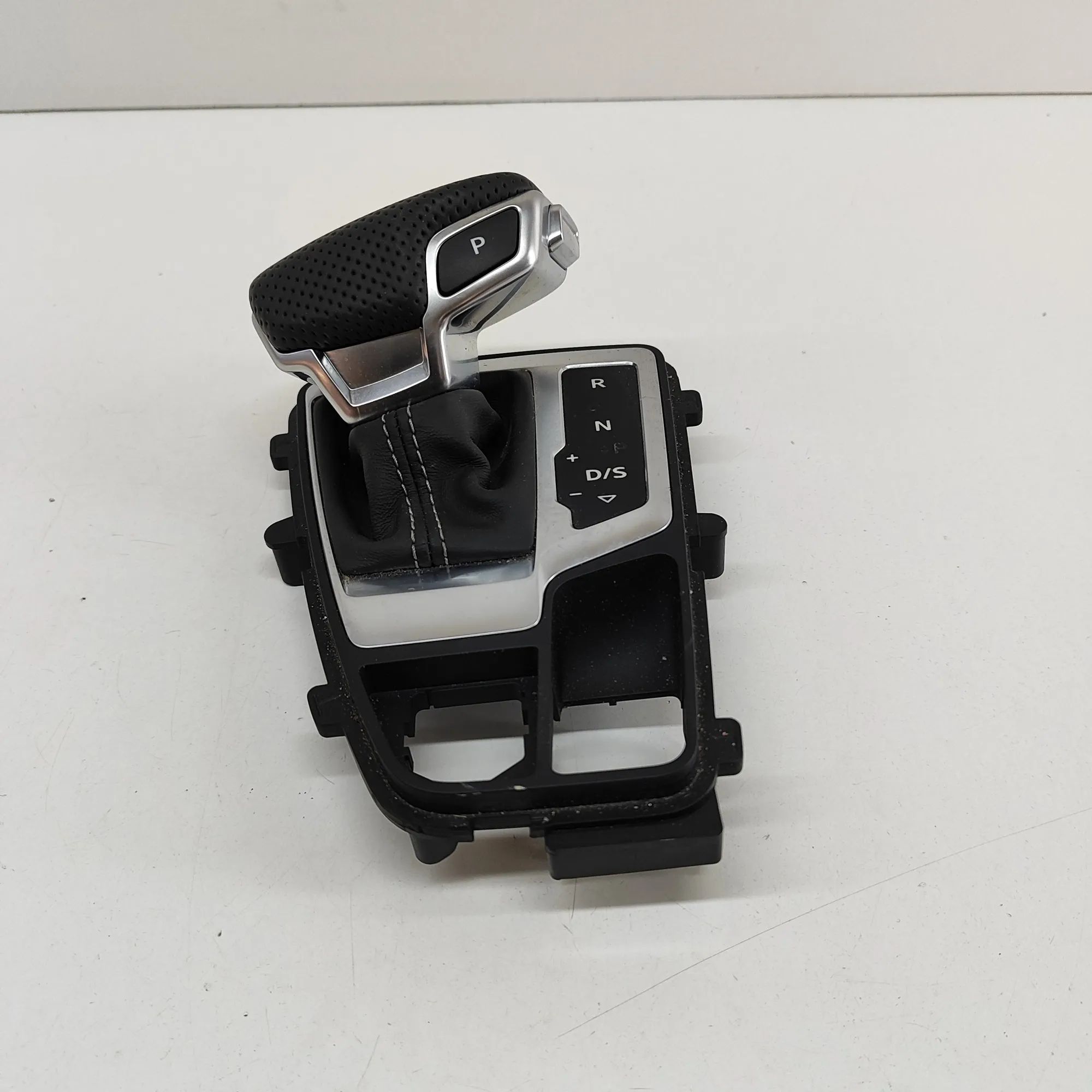 Audi Q5 (FY) Gear lever knob Gear lever knob — AUDI Q5 (FY) (2016-...) — 80C...