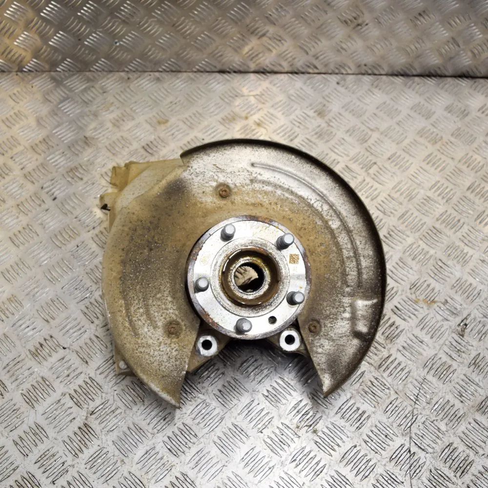 Land Rover Range Rover Velar Rear Left Wheel Hub Spindle Rear Left Wheel Hub Spindle — LAND ROVER RANGE ...