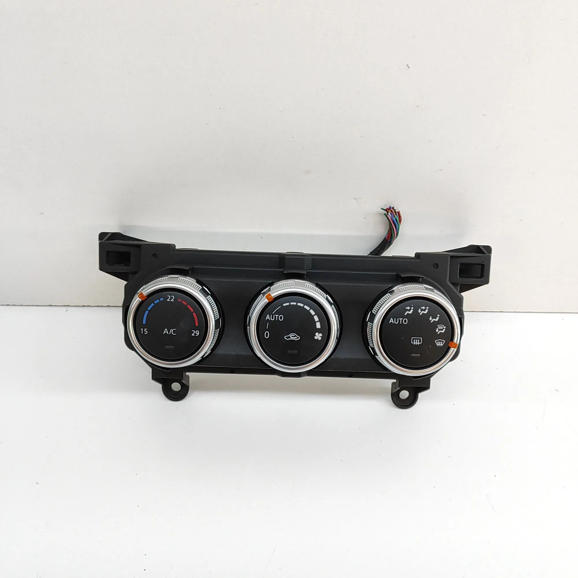 Mazda 2 (XP21) Climate control unit