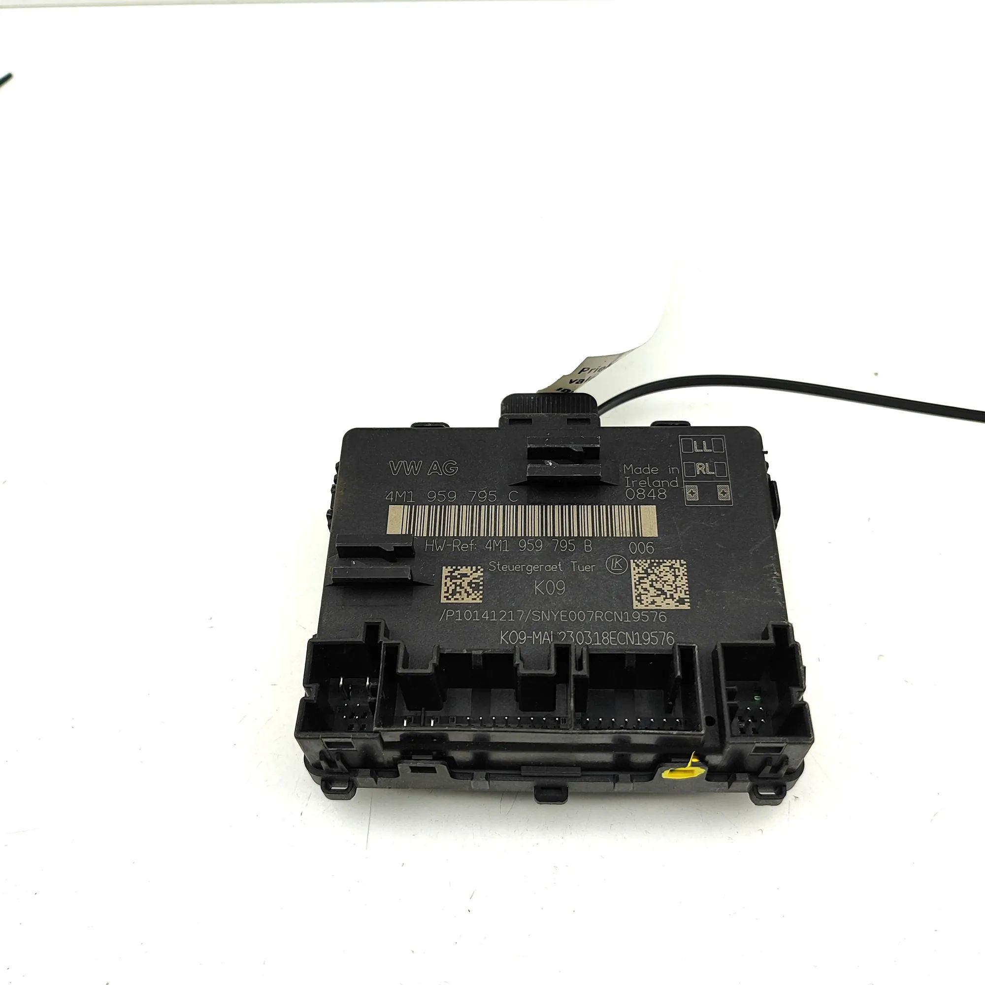 Porsche Cayenne Door control unit — rear right Door control unit — rear right — PORSCHE CAYENN...