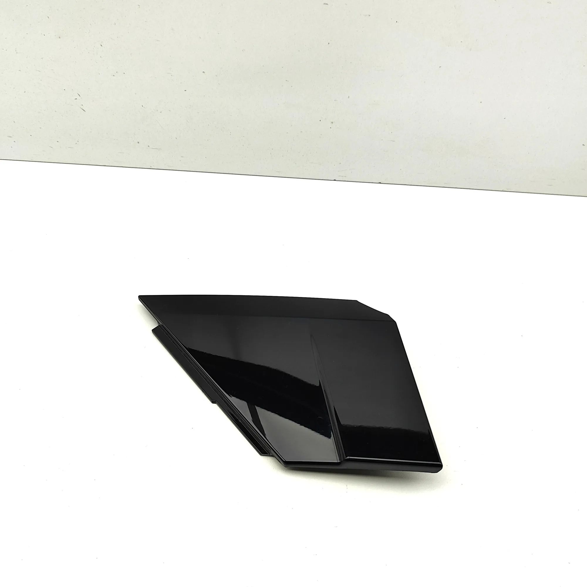 Nissan Ariya Mirror trim — front left Mirror trim — front left — NISSAN ARIYA (FE0) (...