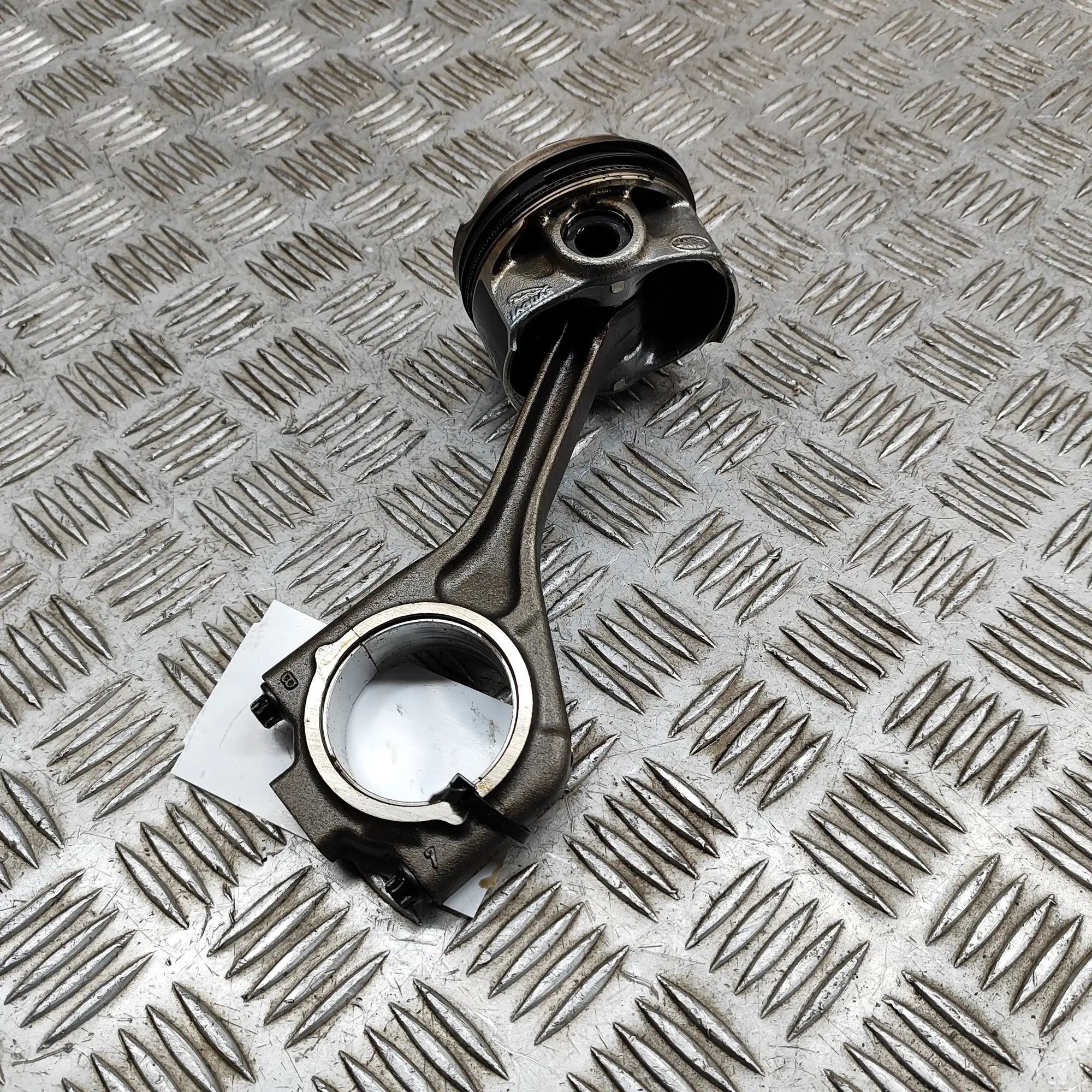 Land Rover Range Rover Velar Piston Piston — LAND ROVER RANGE ROVER VELAR (L560) (2...
