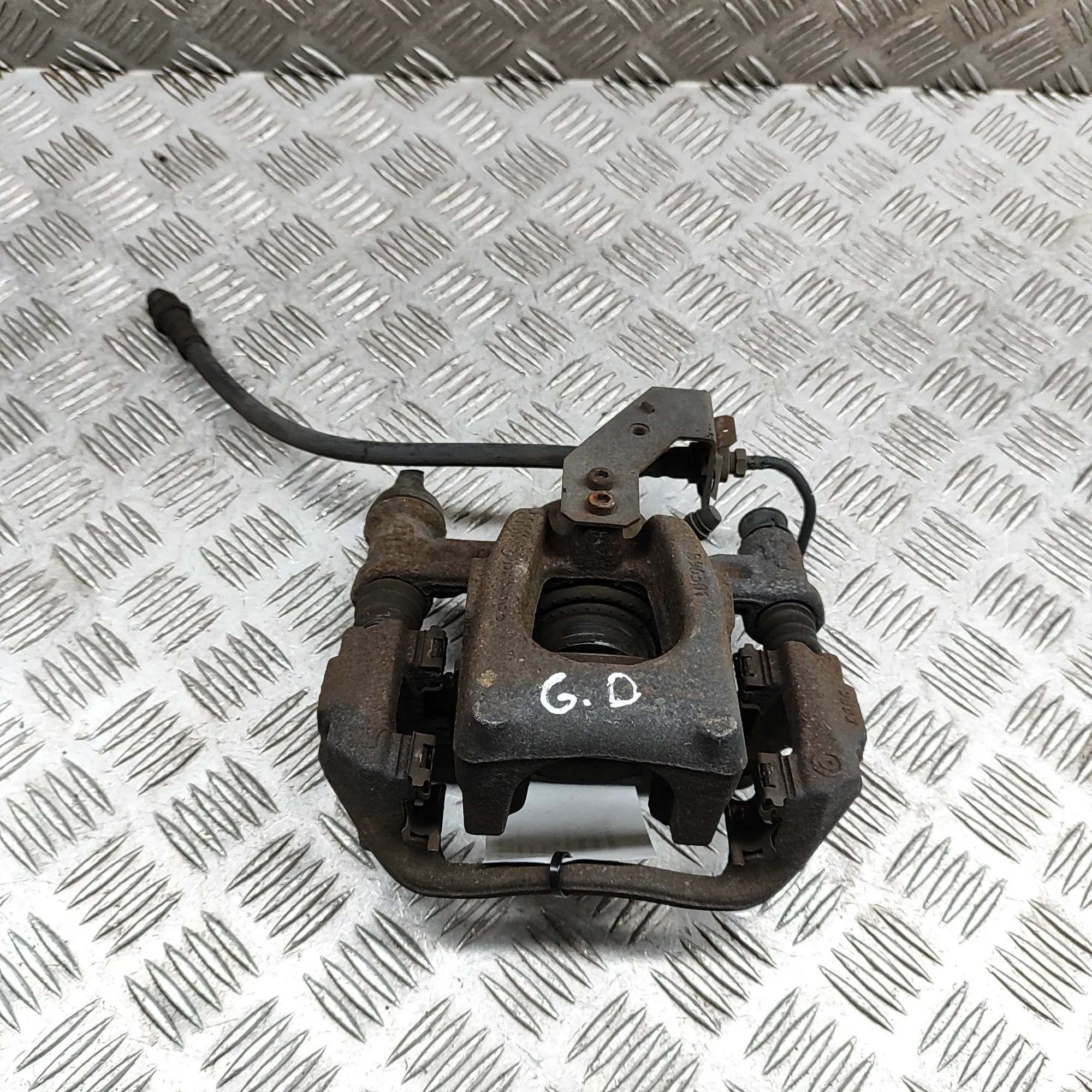 Maserati Quattroporte Brake caliper — rear right Brake caliper — rear right — MASERATI QUATTROPO...