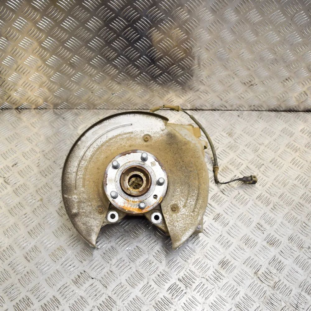 Land Rover Range Rover Velar Rear Right Wheel Hub Rear Right Wheel Hub — LAND ROVER RANGE ROVER V...