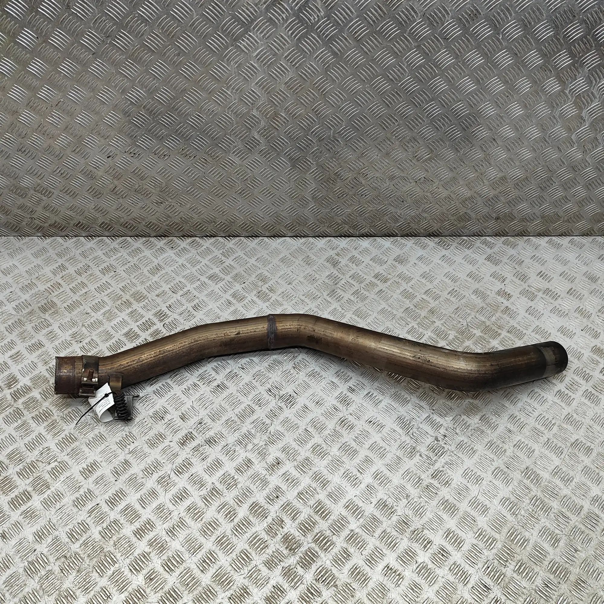 Chevrolet Corvette (C6) Exhaust silencer connecting clamp Exhaust silencer connecting clamp — CHEVROLET C...