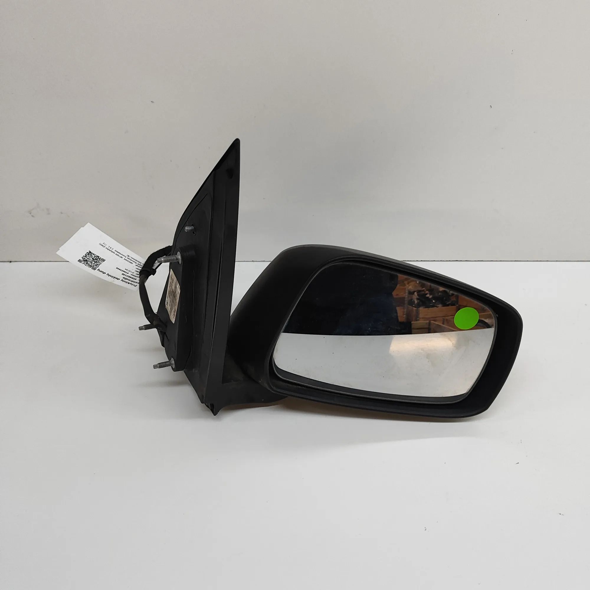 Nissan Pick Up / Navara / NP300 (D22) Right Side Wing Mirror Right Side Wing Mirror — NISSAN NP300 (NAVARA D...