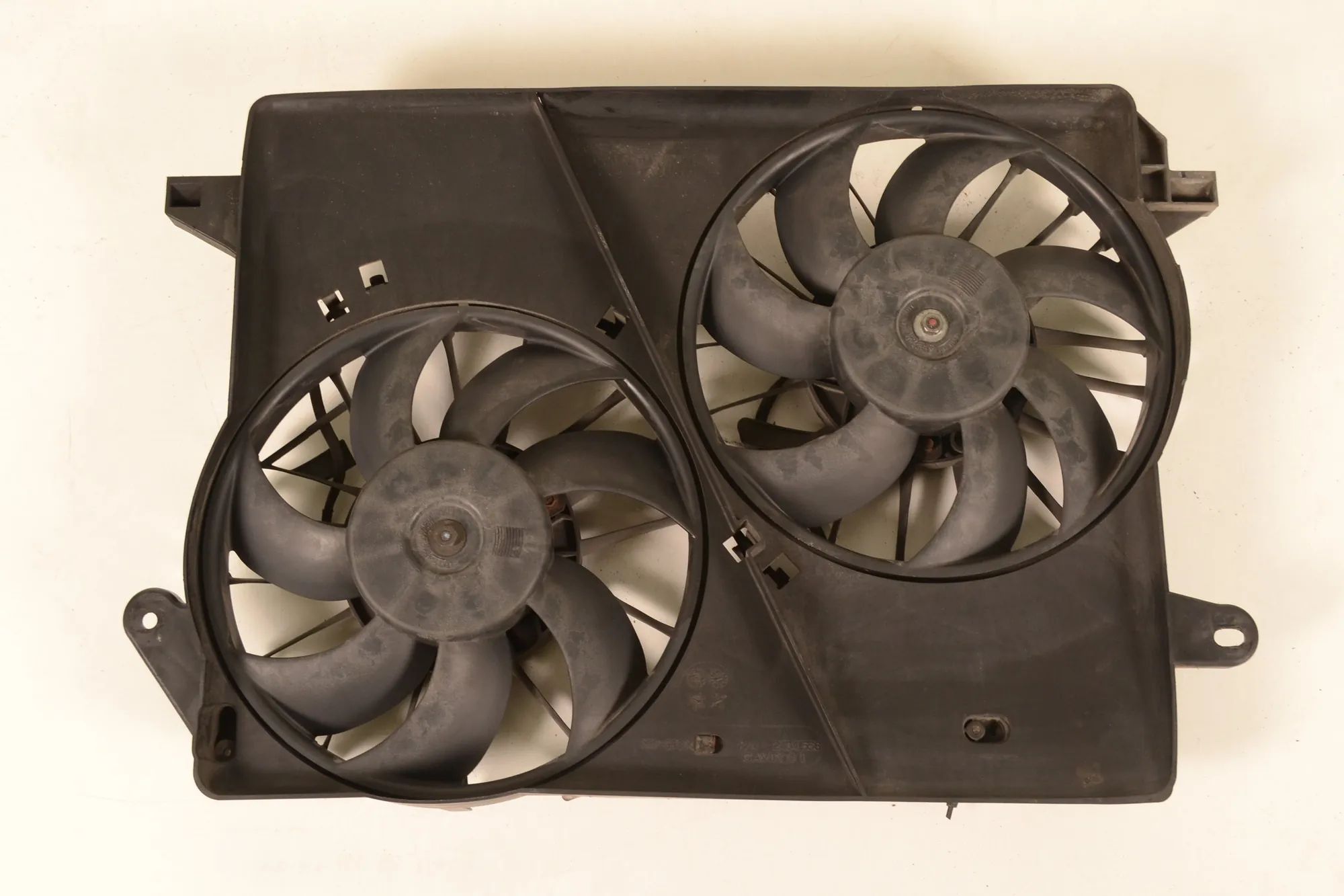 Chrysler 300C Engine Cooling Fan Shroud Engine Cooling Fan Shroud — CHRYSLER 300 (C LX)...
