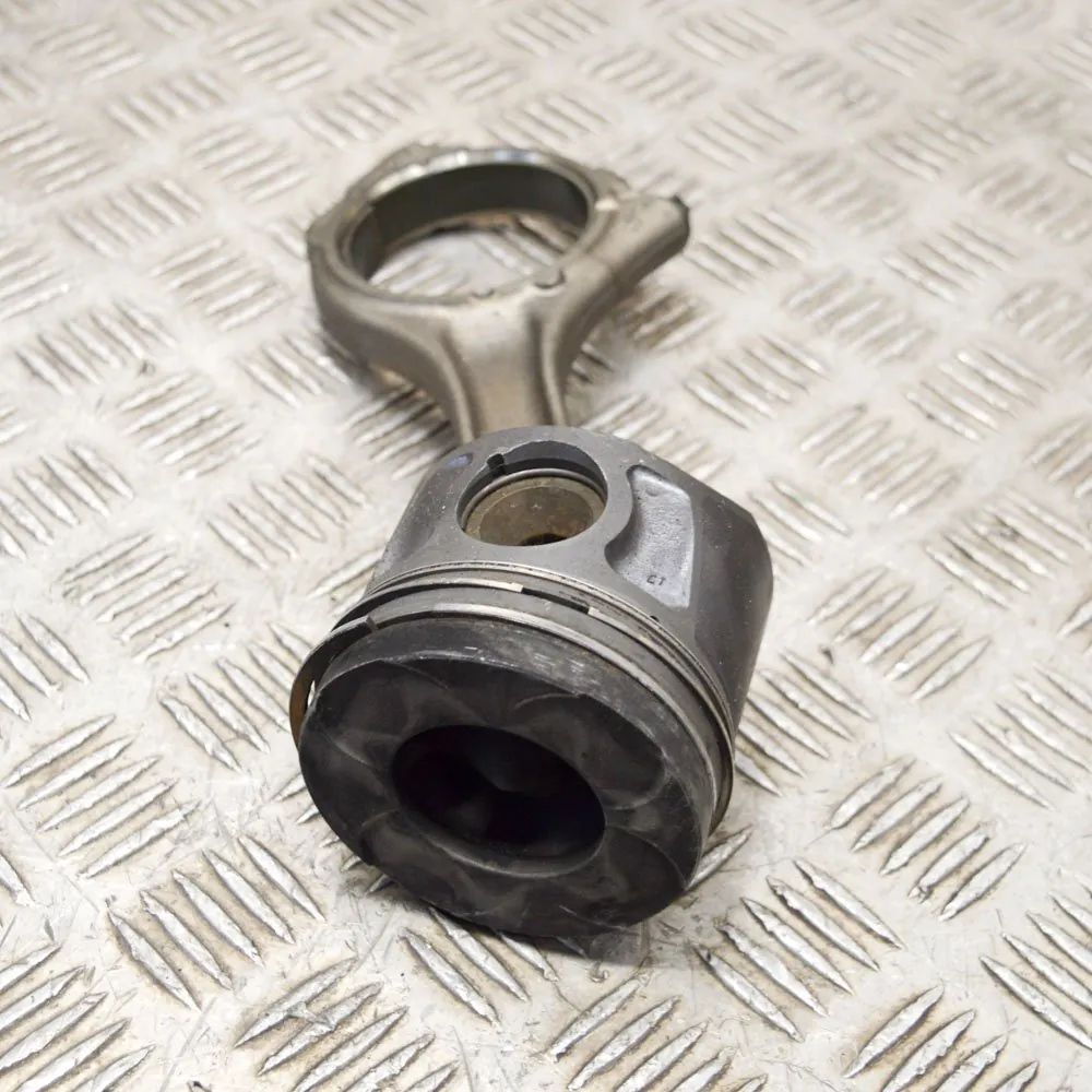 Dodge Ram Piston Piston — DODGE RAM (1500 Pick-up DJ, DS) (2008-...