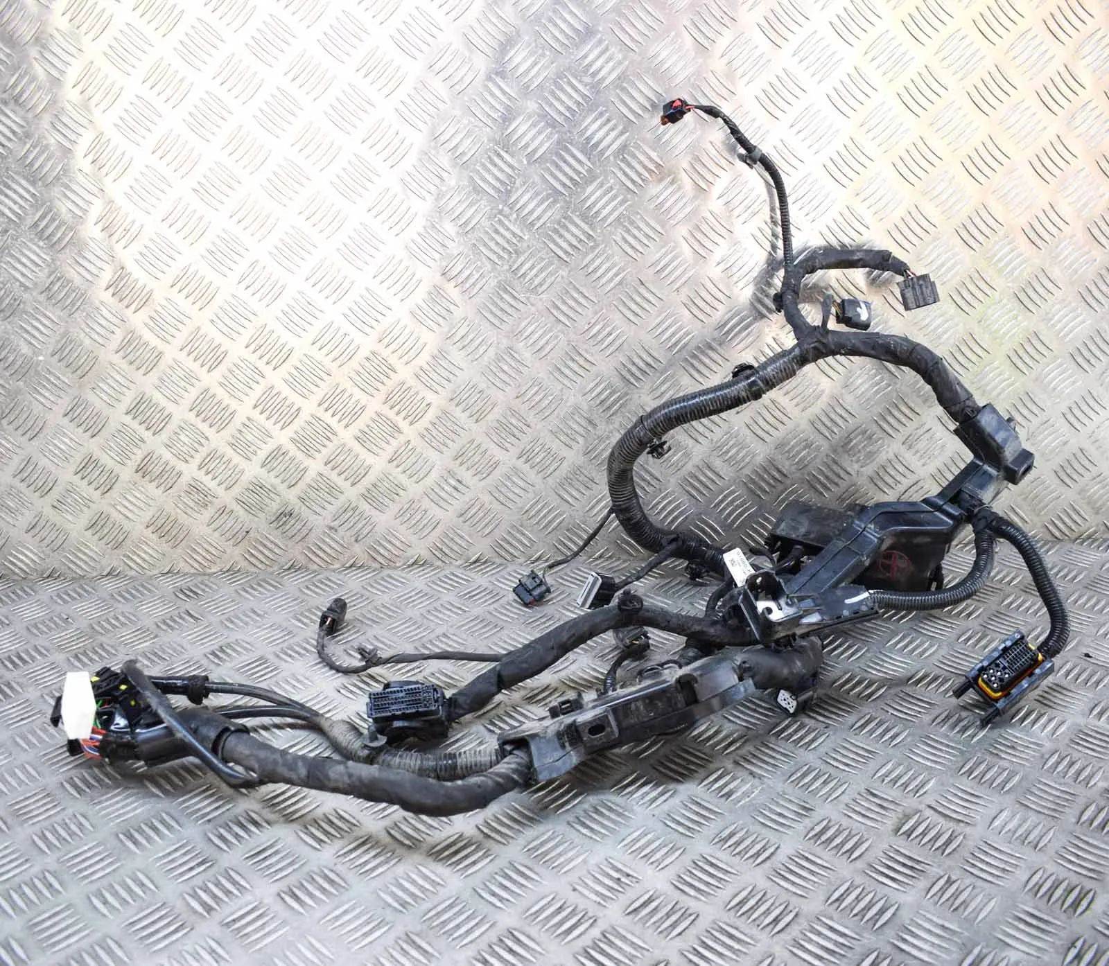 Hyundai Kona Engine Cable Harness Engine Cable Harness — HYUNDAI KONA (2017-...) ...