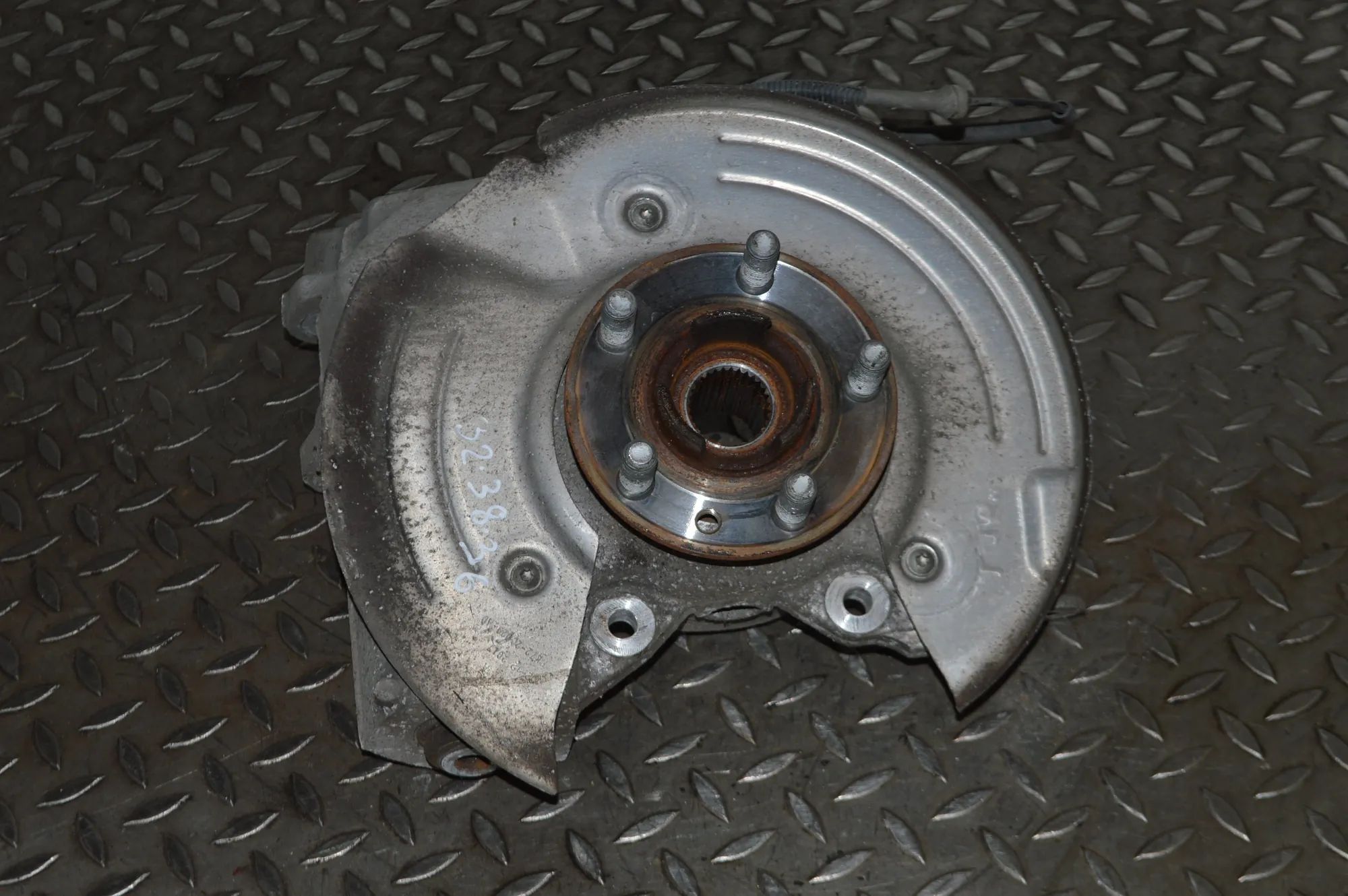 Jaguar E-Pace Rear Left Wheel Hub Spindle