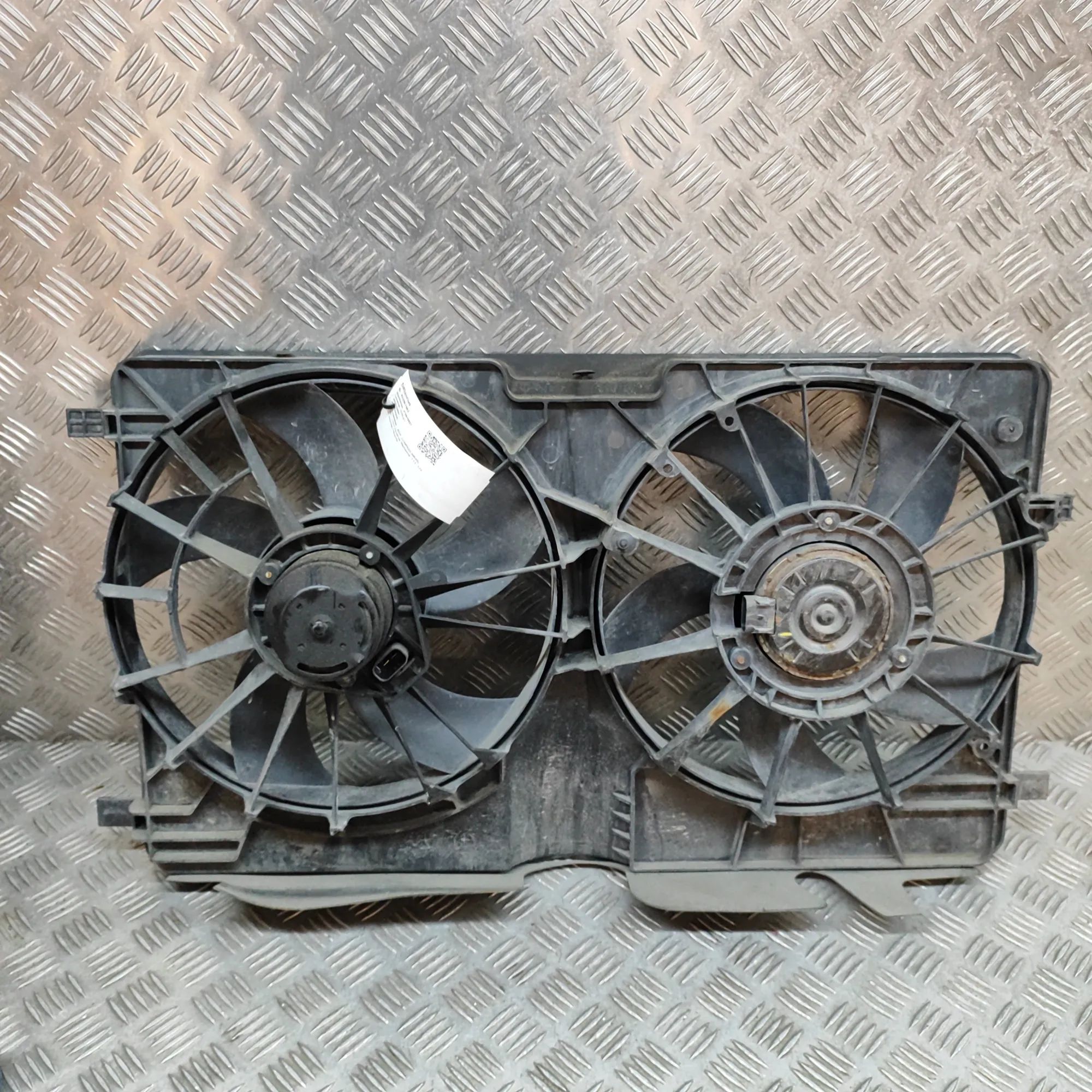 Jeep Compass Engine Cooling Fan Shroud Engine Cooling Fan Shroud — JEEP COMPASS (MK49)...