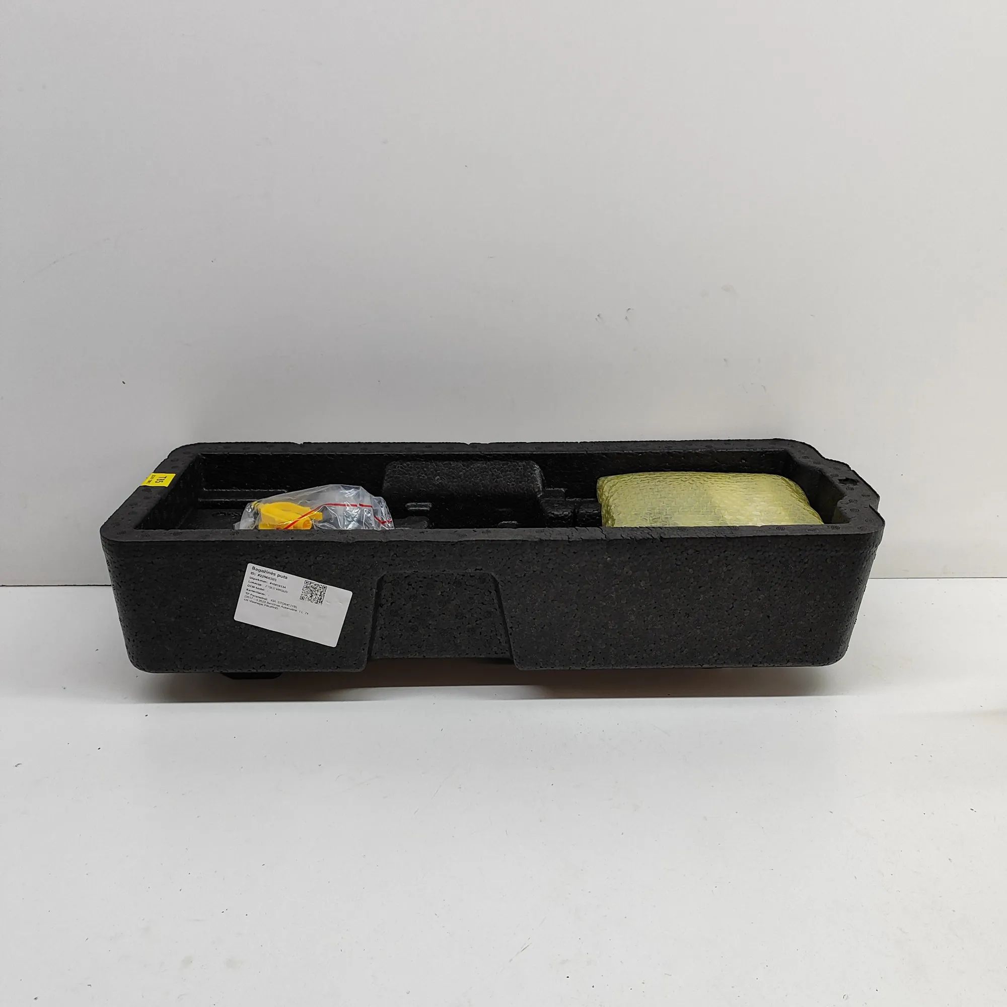 Kia Stonic Boot foam insert Boot foam insert — KIA STONIC (YB) (2017-...) —...
