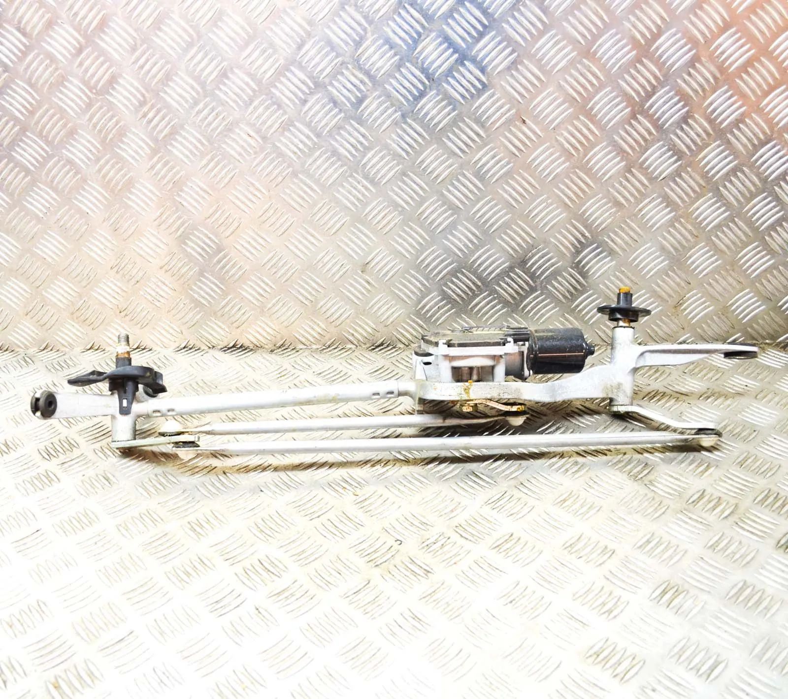 Honda Odyssey Front Windshield Wiper Mechanism Front Windshield Wiper Mechanism — HONDA ODYSSE...