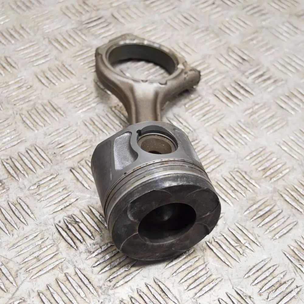 Dodge Ram Piston Piston — DODGE RAM (1500 Pick-up DJ, DS) (2008-...