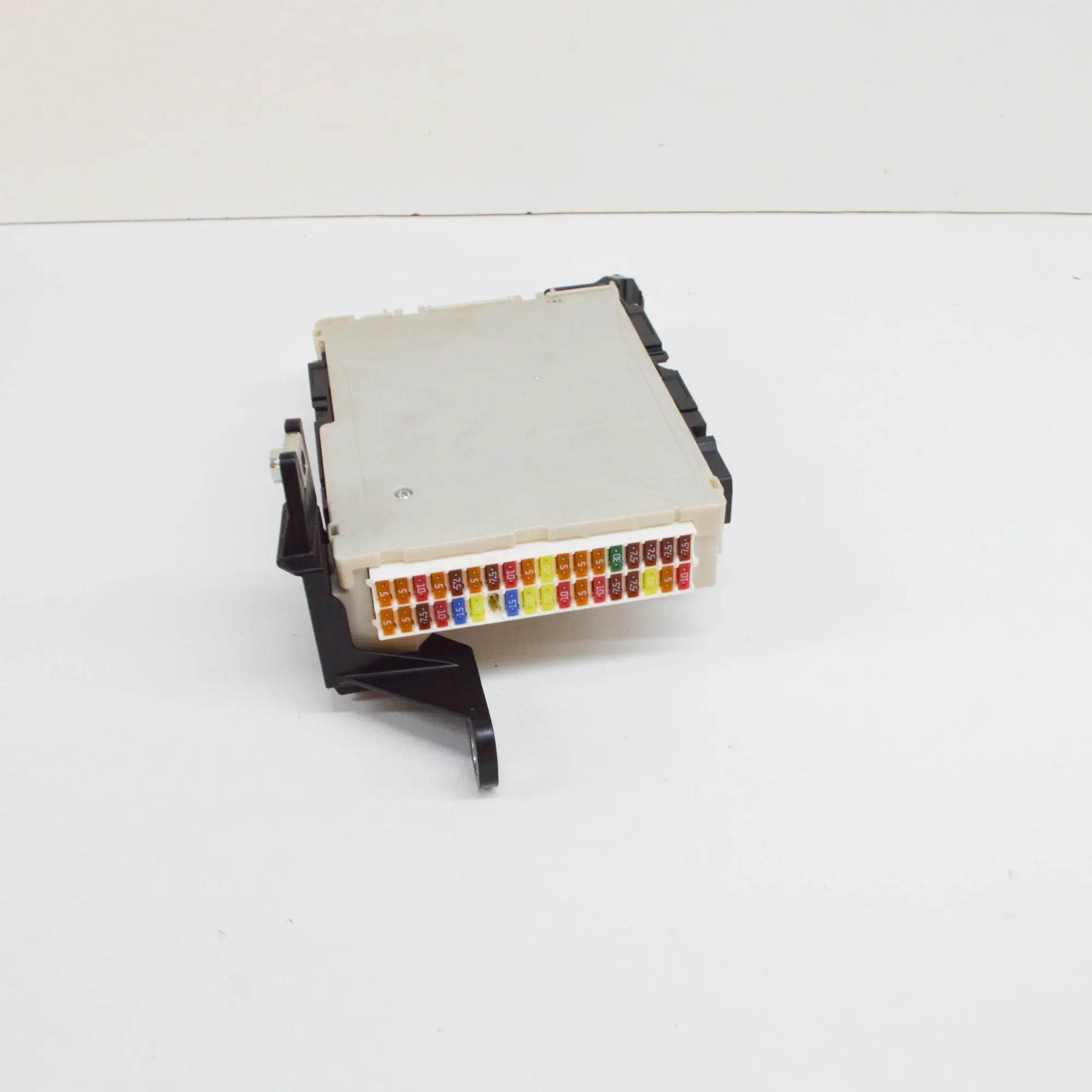 Lexus RX Fuse Box Module Fuse Box Module — LEXUS RX (_L2_) (2015-...) — ...
