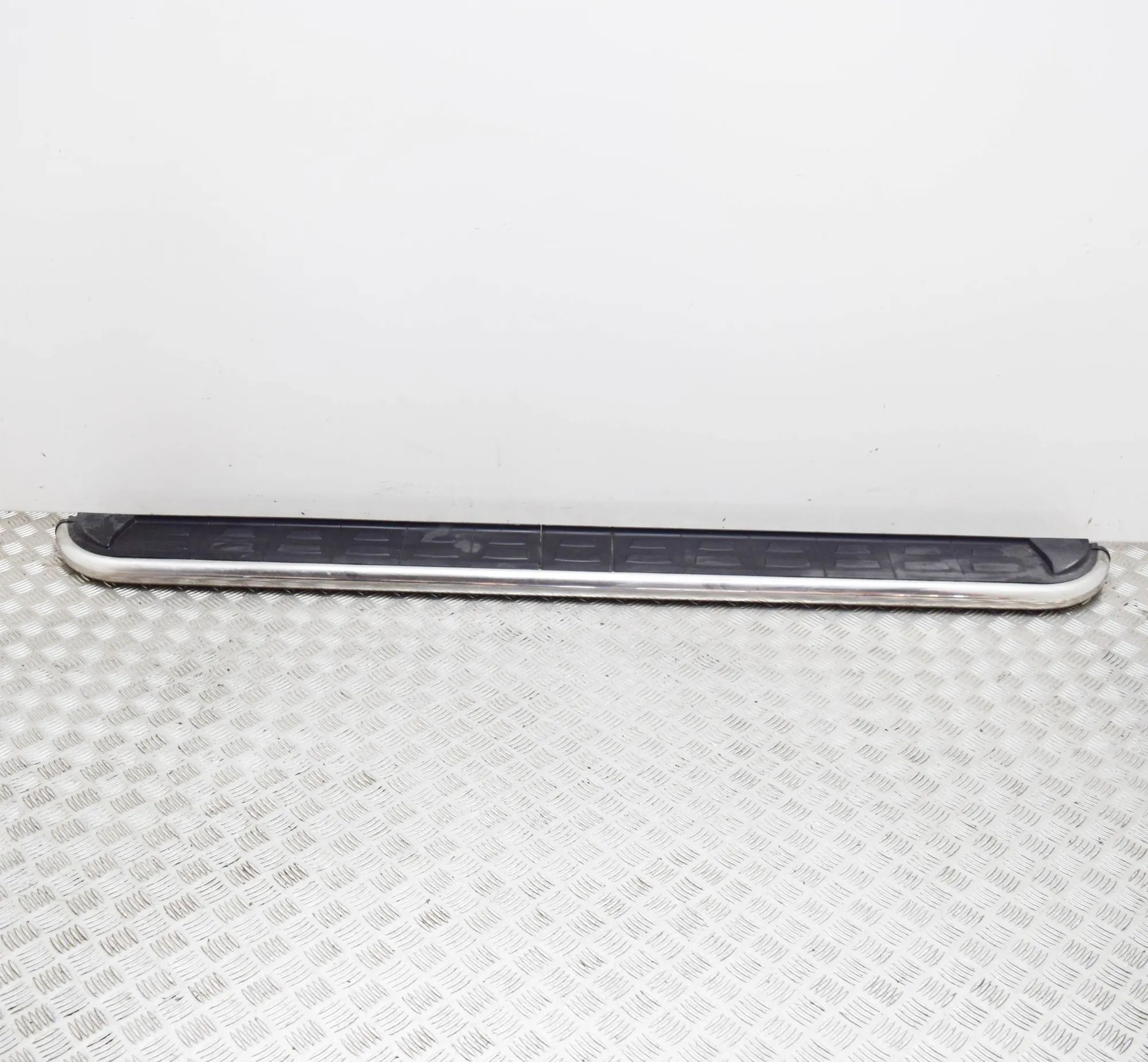 Audi Q5 (8R) Right Side Metallic Sideskirt Cover Right Side Metallic Sideskirt Cover — AUDI Q5 (...