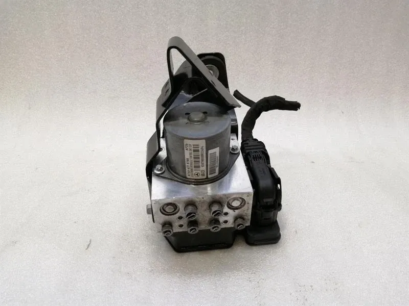 Mercedes-Benz GL / GLS (X166) A.B.S Pump A.B.S Pump — MERCEDES-BENZ GLS (X166) (2015-201...