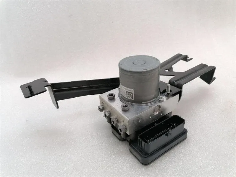 Mercedes-Benz GLA / EQA (H247) A.B.S Pump A.B.S Pump — MERCEDES-BENZ EQA (H243) (2021-PRE...