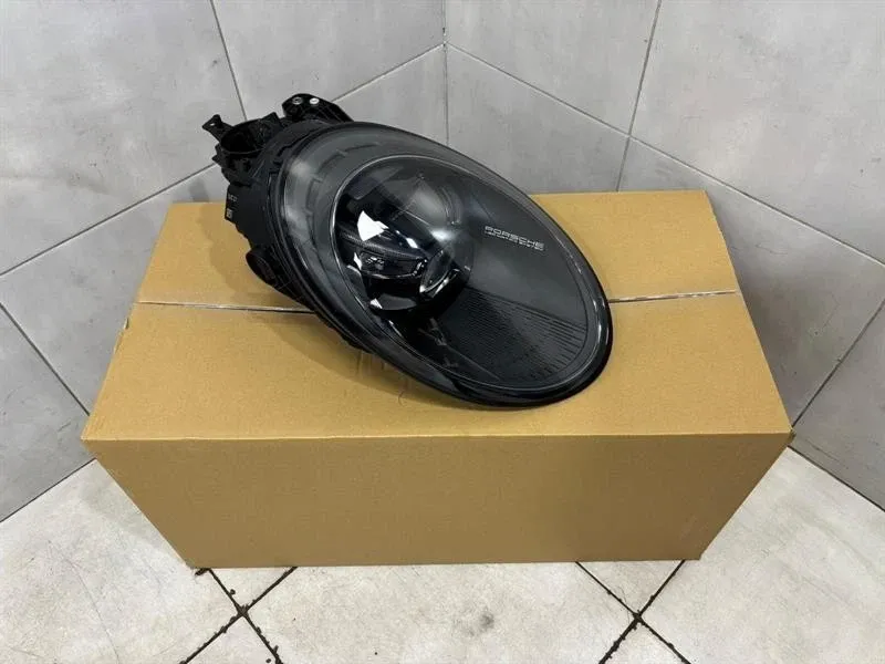 Porsche 911 (992) Right headlight Right headlight — PORSCHE 911 (992) (2019-PRESE...