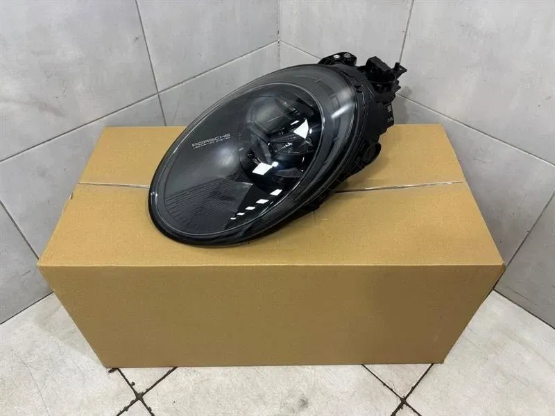 Porsche 911 (992) Left Headlamp Left Headlamp — PORSCHE 911 (992) (2019-PRESENT...