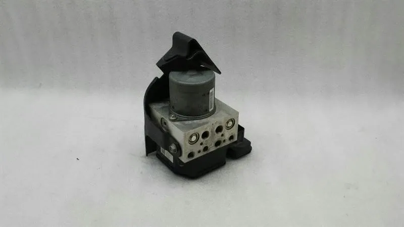 Jeep Cherokee (KL) A.B.S Pump A.B.S Pump — JEEP CHEROKEE (2013) — 68085389AA
...