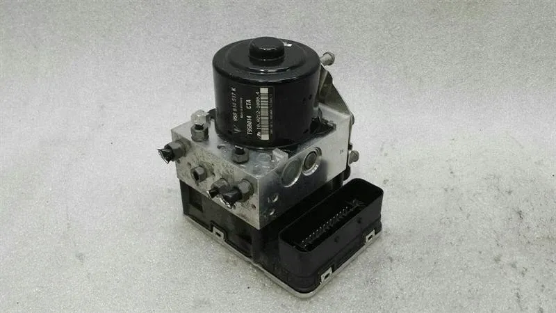 Porsche Macan A.B.S Pump A.B.S Pump — PORSCHE MACAN (95B) (2014-2024) — ...