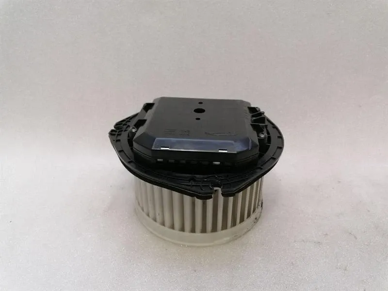 Chevrolet Corvette (C6) Heater Blower Motor Heater Blower Motor — CHEVROLET CORVETTE (C6) (...