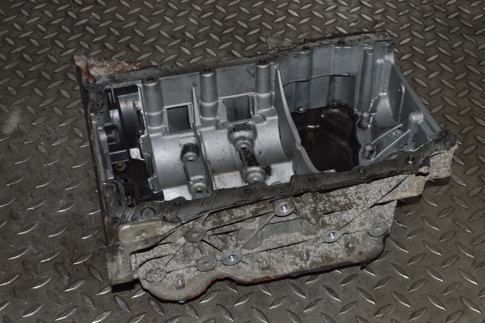 Renault Master Oil sump Oil sump — RENAULT MASTER (III Van FV) (2010-.....