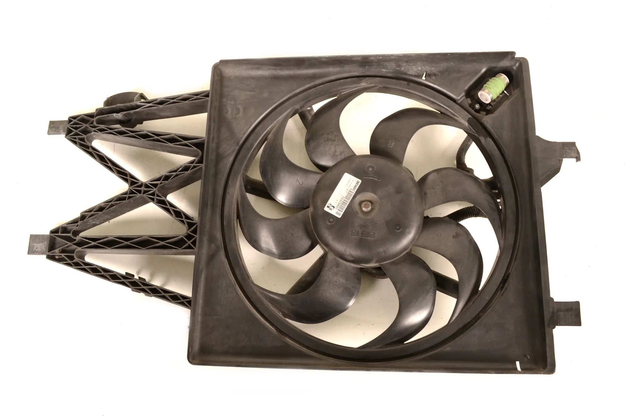 Alfa-Romeo Giulietta (940) Engine Cooling Fan Shroud Engine Cooling Fan Shroud — ALFA ROMEO GIULIETT...