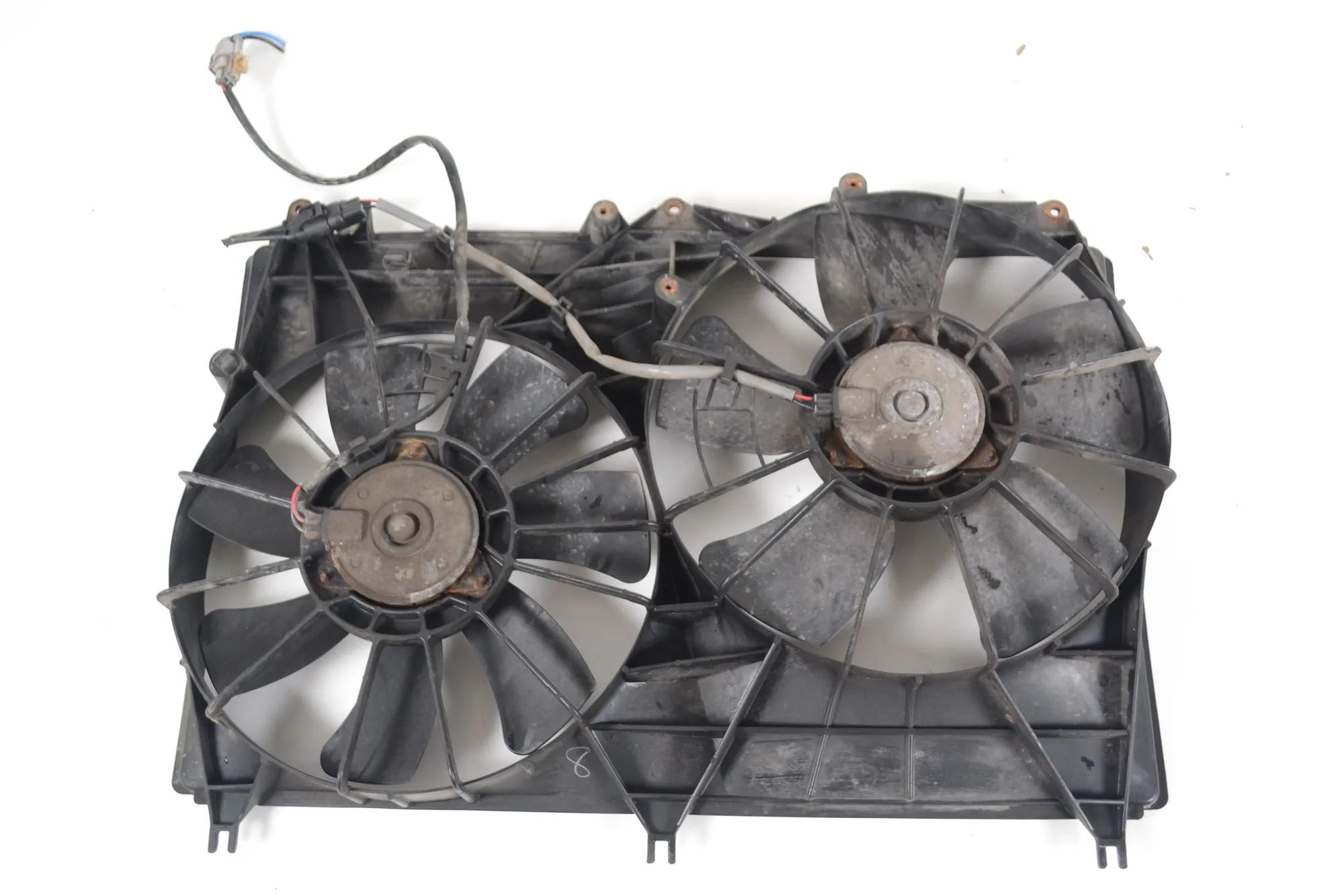 Suzuki Grand Vitara Engine Cooling Fan Shroud Engine Cooling Fan Shroud — SUZUKI GRAND (VITAR...