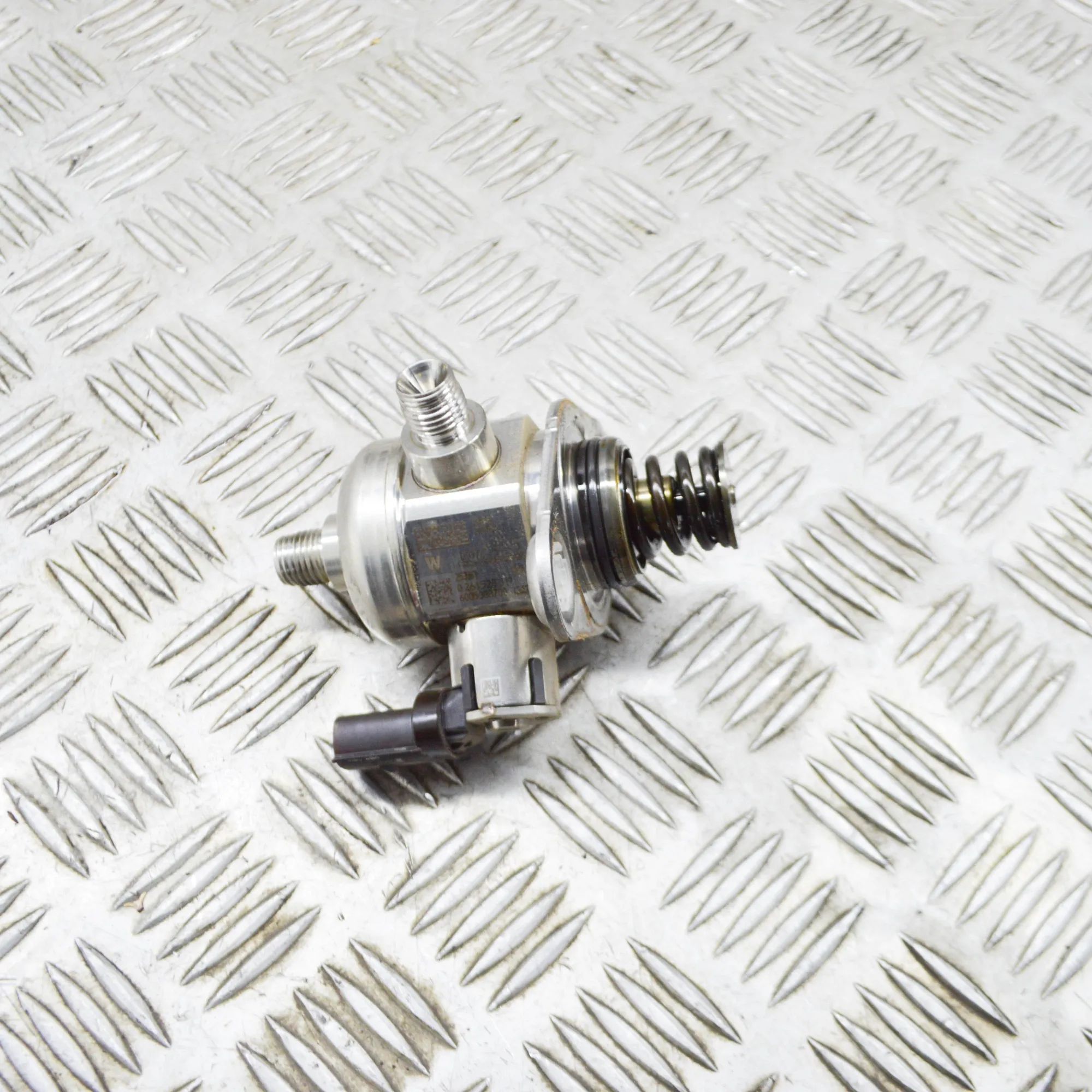 Chevrolet Camaro High Pressure Fuel Pump High Pressure Fuel Pump — CHEVROLET CAMARO (201...