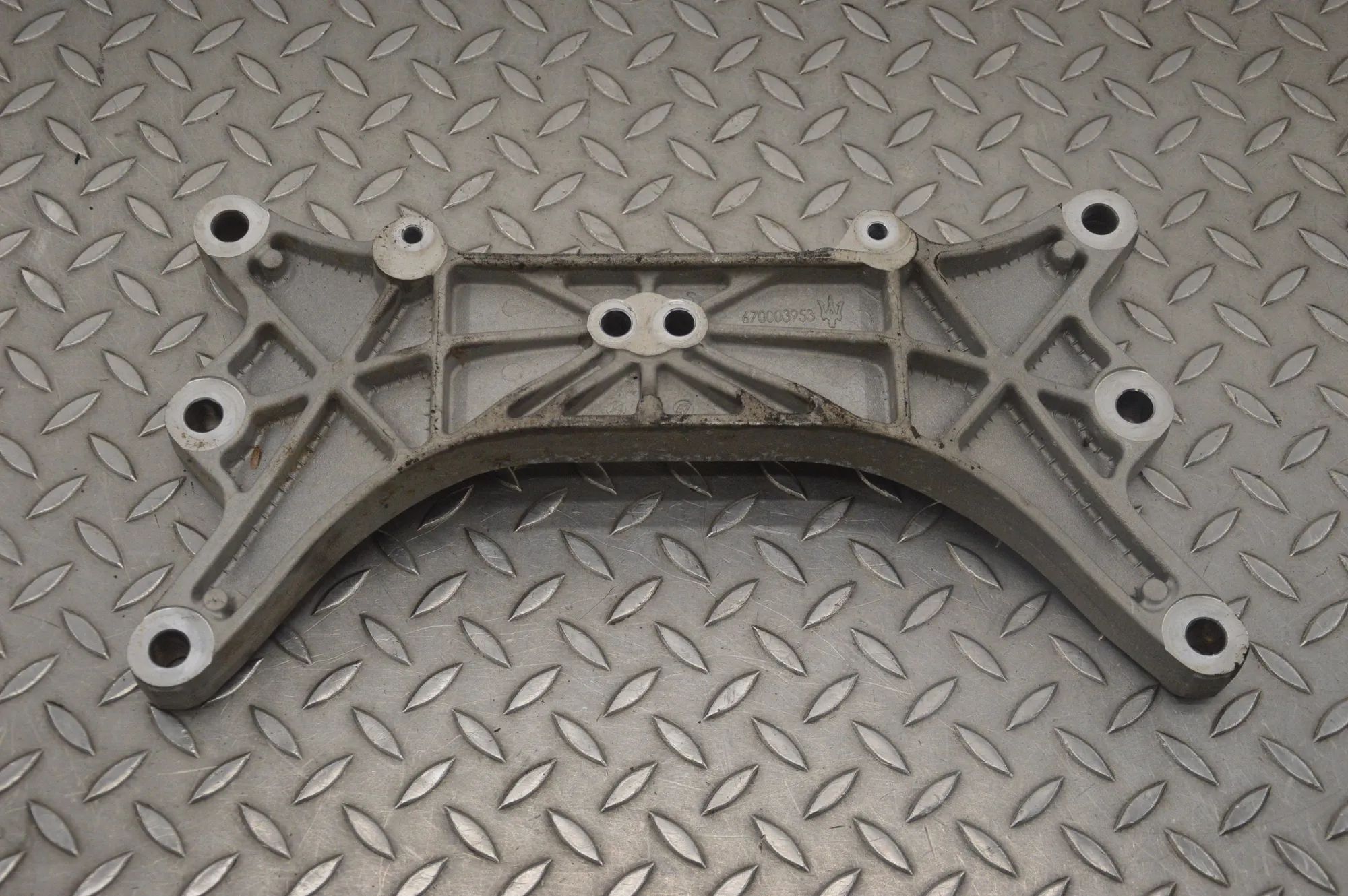 Maserati Ghibli Gearbox Support Mount Bracket Gearbox Support Mount Bracket — MASERATI GHIBLI...