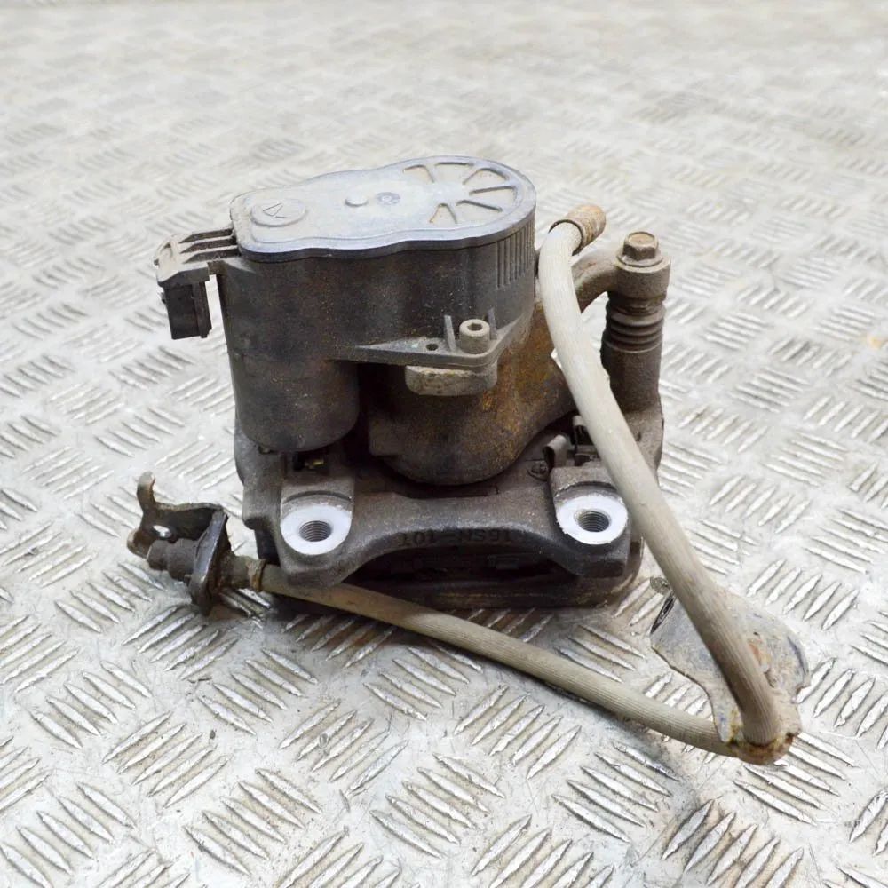 Honda CR-V Brake caliper — rear right Brake caliper — rear right — HONDA CR-V (V RW) ...
