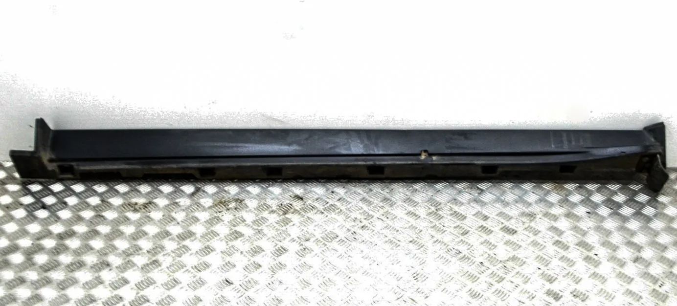 Jaguar E-Pace Left Side Plastic Sideskirt Cover