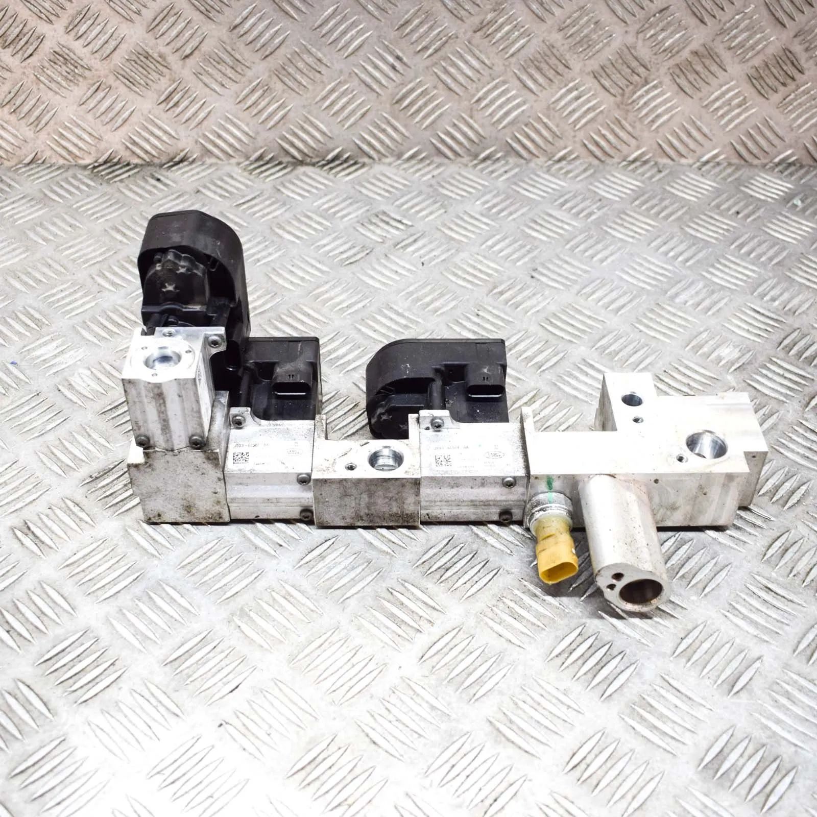 Jaguar I-Pace Air-conditioning expansion valve Air-conditioning expansion valve — JAGUAR I-PAC...