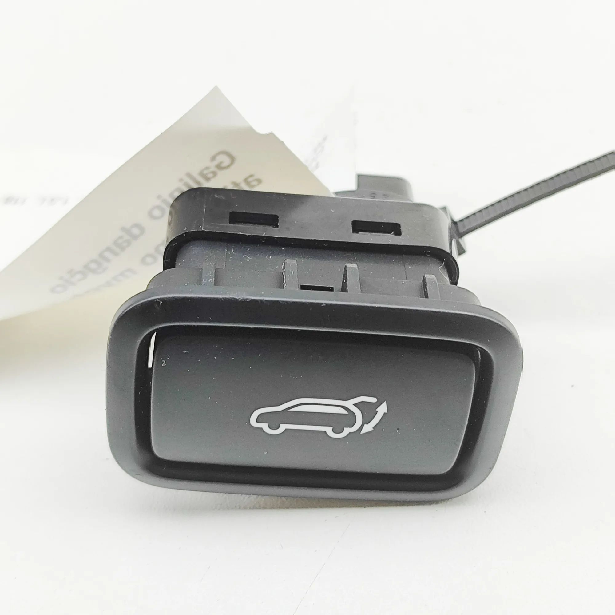 Kia Ceed (CD) Tailgate Open Switch Tailgate Open Switch — KIA XCEED (CD) (2020-......