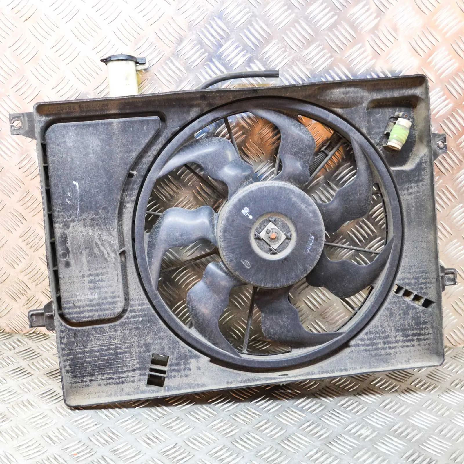 Hyundai i30 Engine Cooling Fan Shroud Engine Cooling Fan Shroud — HYUNDAI I30 (GD) (2...