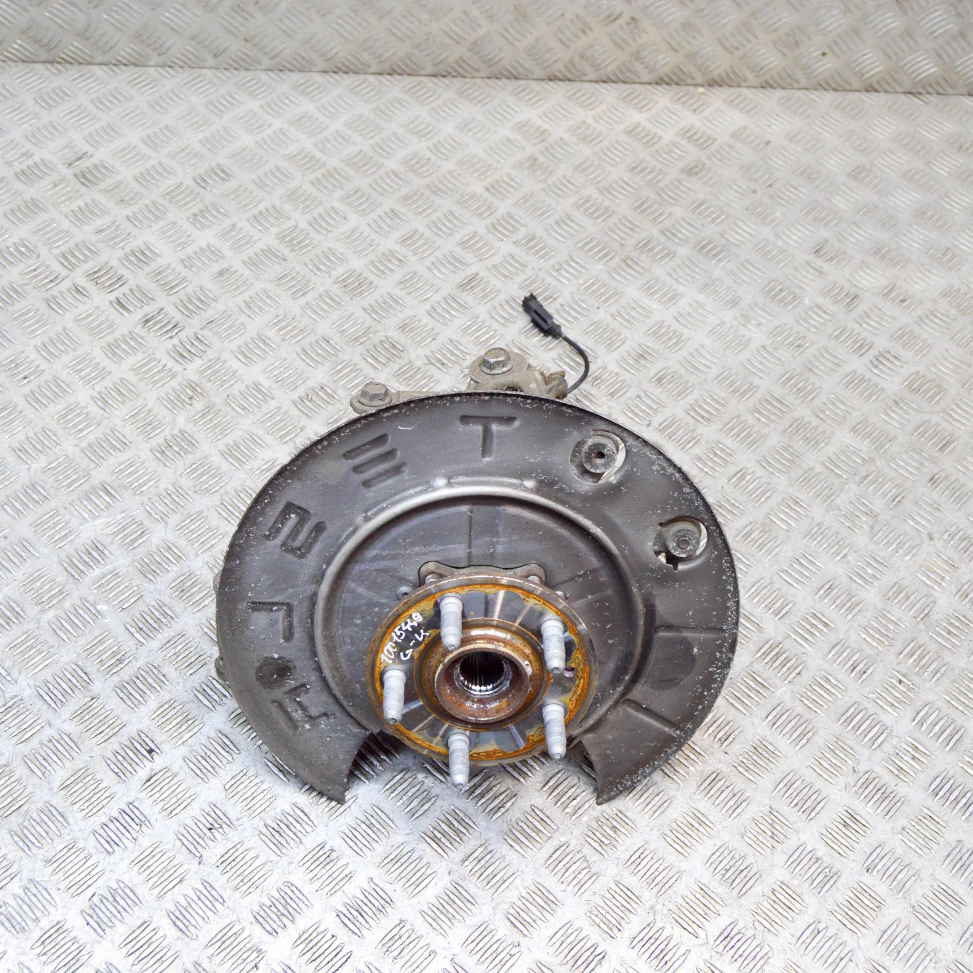 Tesla Model S Rear Left Wheel Hub Spindle Rear Left Wheel Hub Spindle — TESLA MODEL S (20...