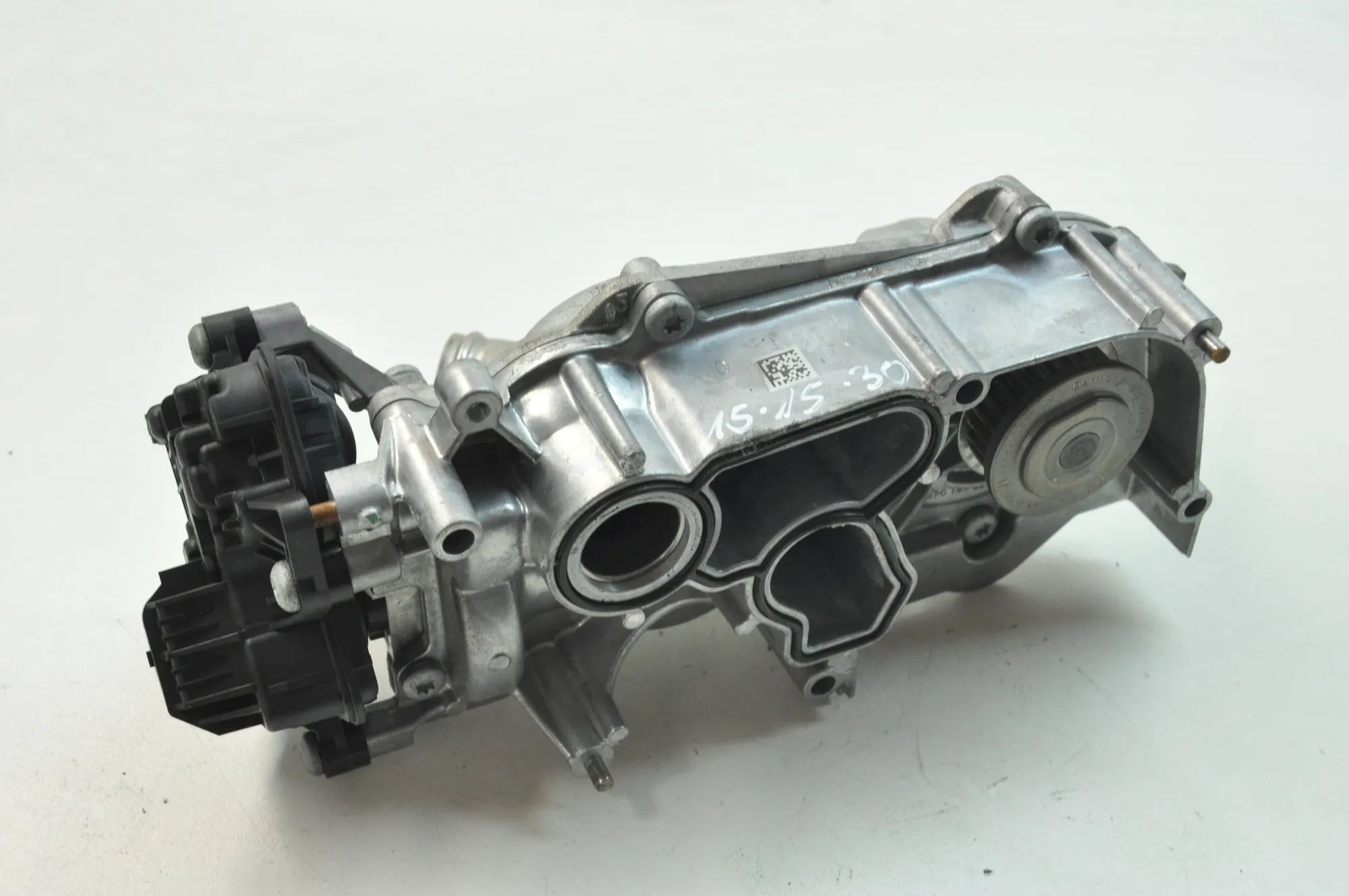 Volkswagen Golf 7 water pump Water pump — VW GOLF (VII 5G1, BQ1, BE1, BE2) (...