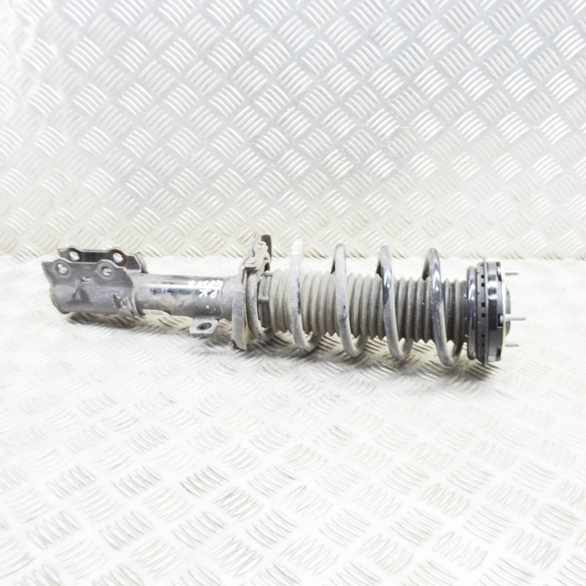 Ford Fiesta Shock absorber — front left Shock absorber — front left — FORD FIESTA (VII)...