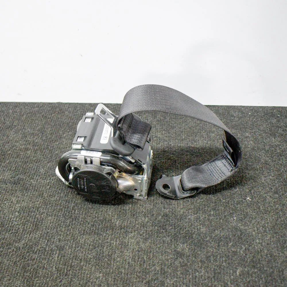 Tesla Model 3 Rear Right Seatbelt Rear Right Seatbelt — TESLA MODEL 3 (2018-...) ...