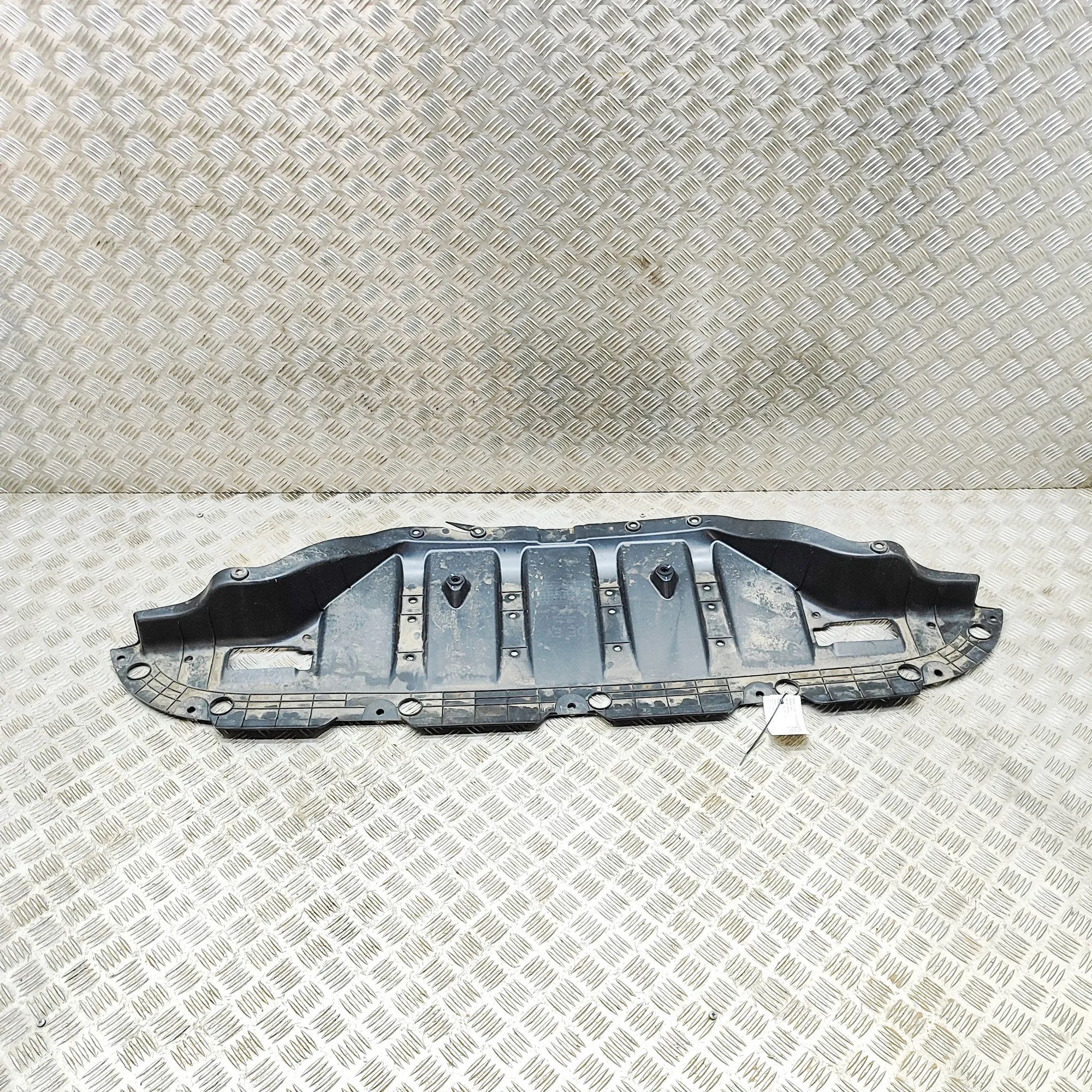 Kia Niro Rear Middle Underbody Cover Rear Middle Underbody Cover — KIA NIRO (2016-.....