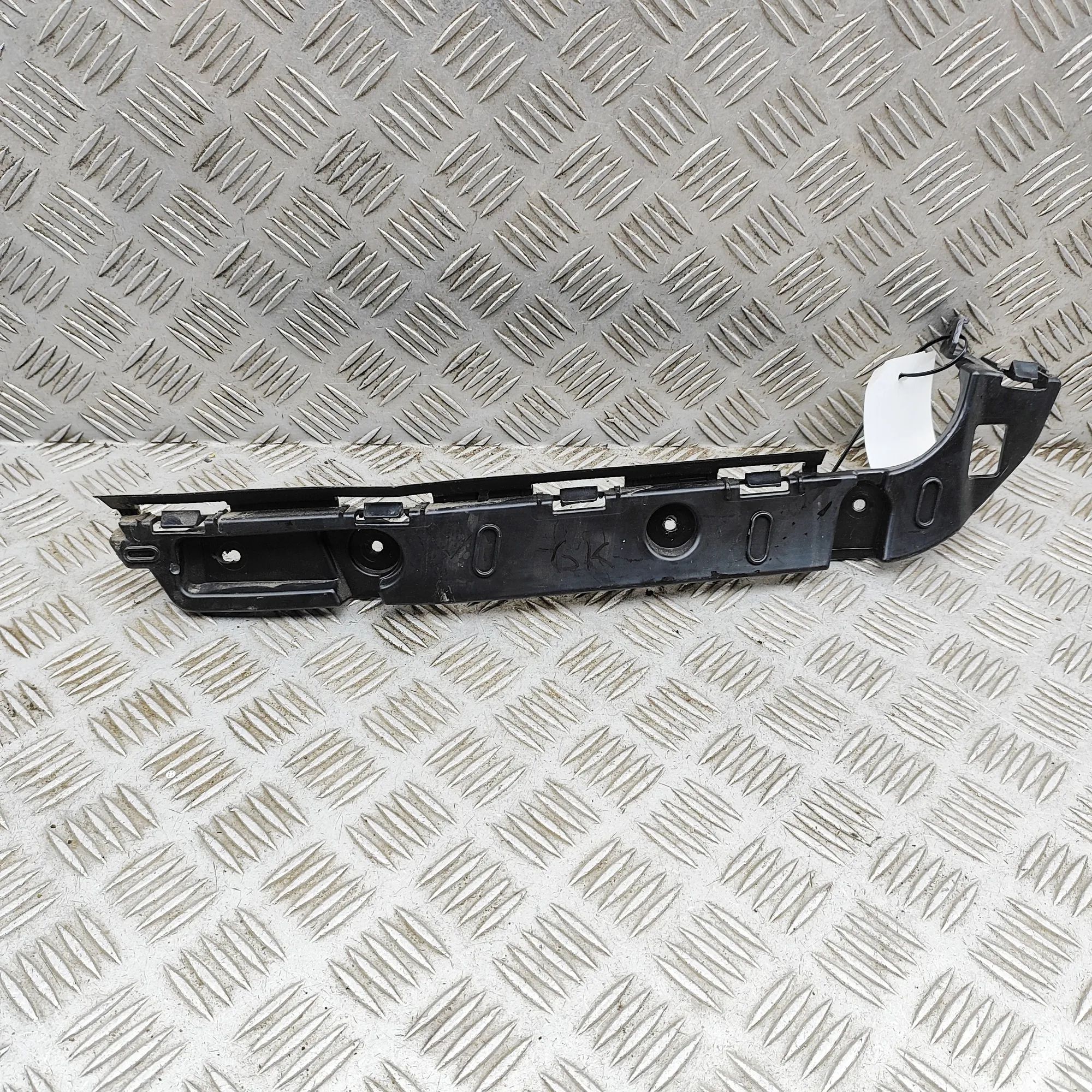 Ford Transit Connect / Tourneo Connect Rear Left Bumper Bracket Rear Left Bumper Bracket — FORD TOURNEO (CUSTOM...