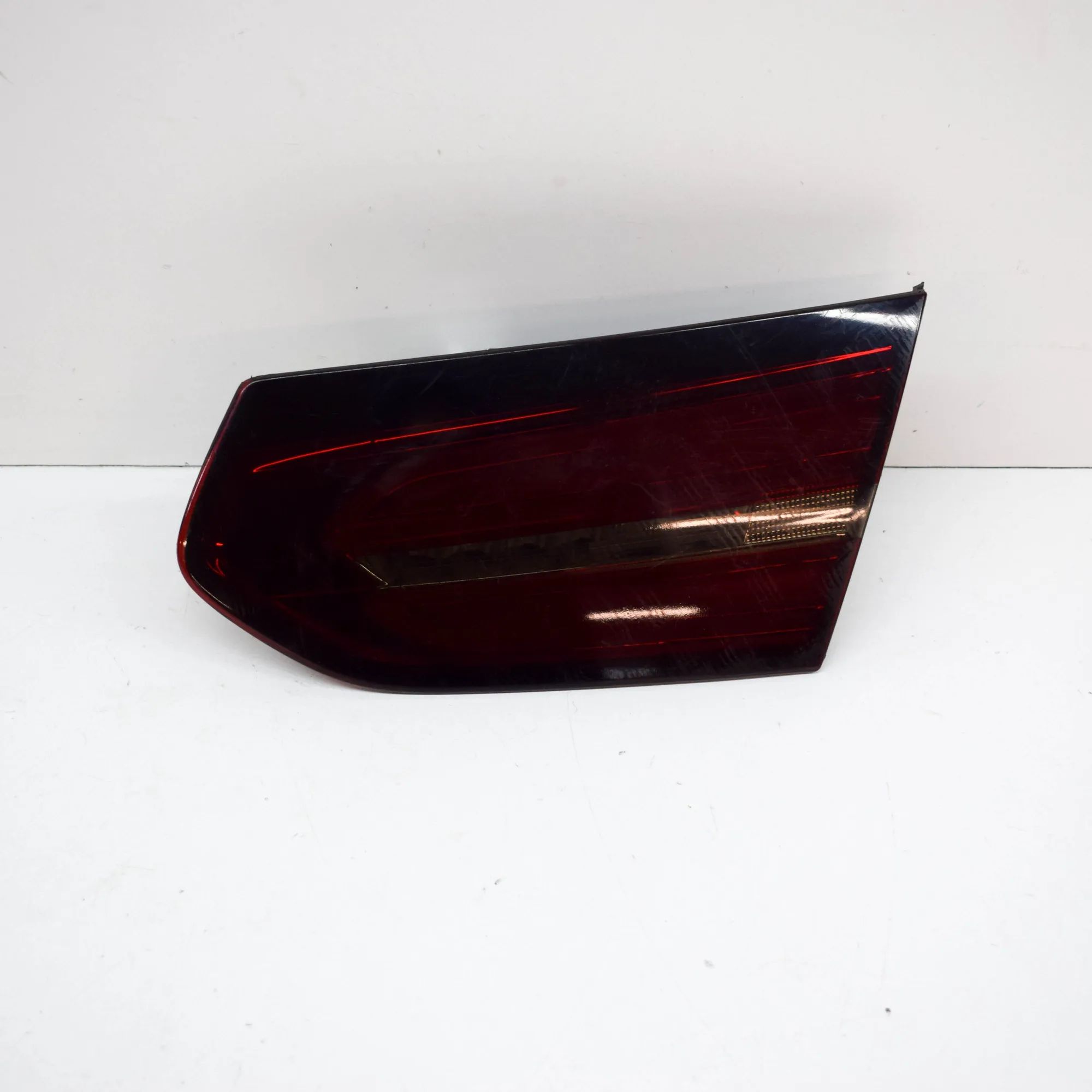 Mercedes-Benz GLC (X253) Right Side Tailgate Tail Light Right Side Tailgate Tail Light — MERCEDES BENZ ...