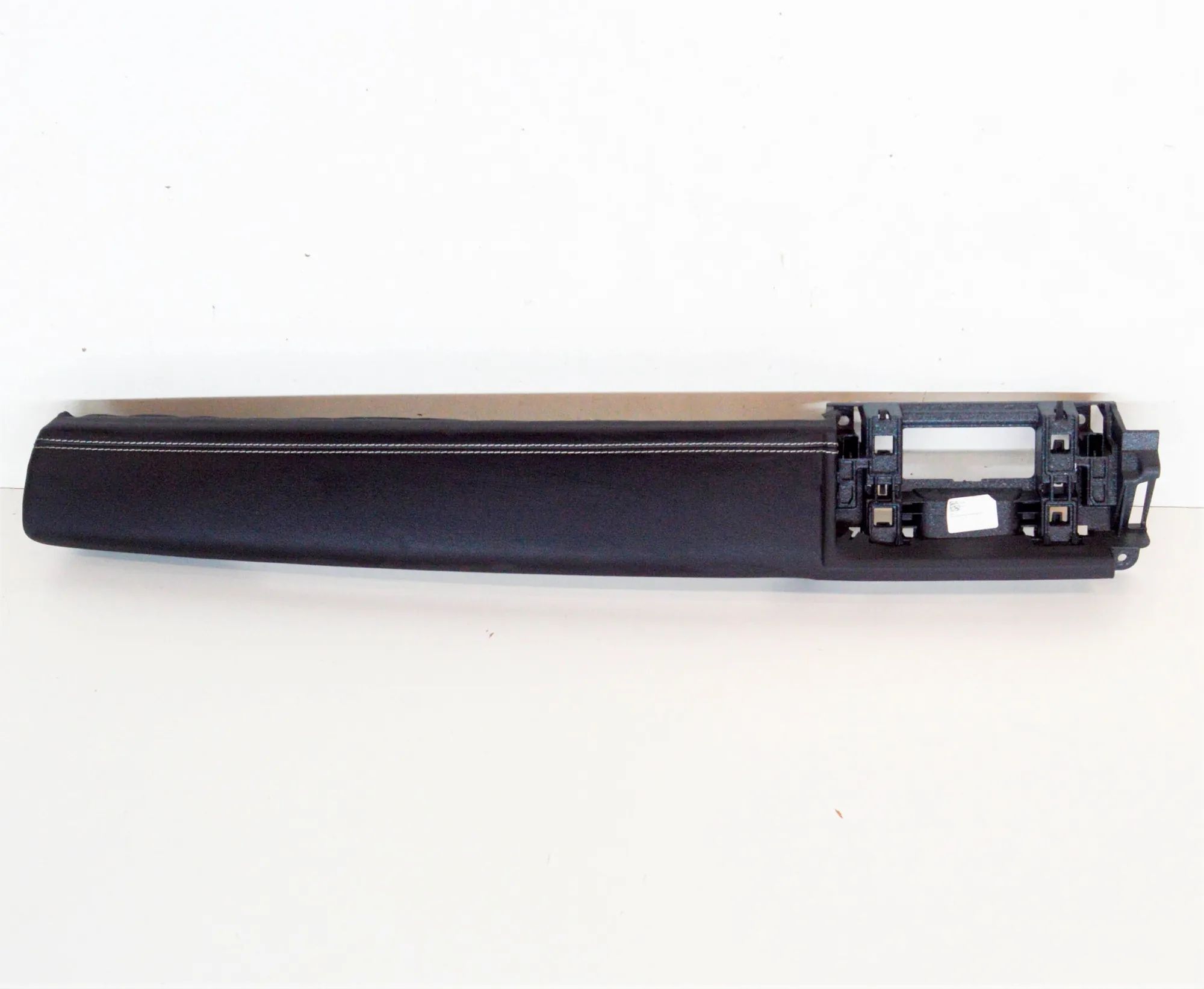 Jaguar F-Pace Dashboard Trim Dashboard trim — JAGUAR F-PACE (X761) (2015-......