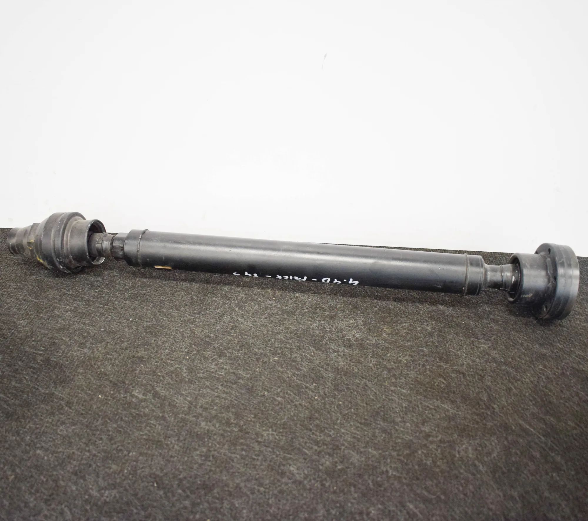 Land Rover Range Rover (L405) Gearbox Short Propshaft Gearbox Short Propshaft — LAND ROVER RANGE ROVE...