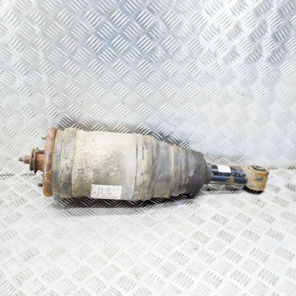 Land Rover Discovery Shock absorber — rear right Shock absorber — rear right — LAND ROVER DISCOV...